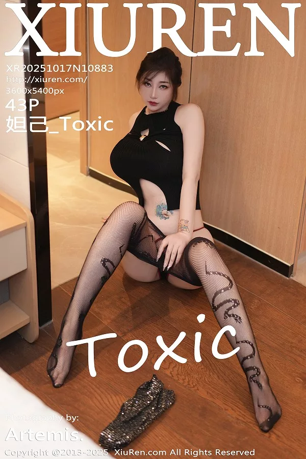 妲己_Toxic性感黑色情趣服饰配黑丝网袜秀丰腴身材绝美写真