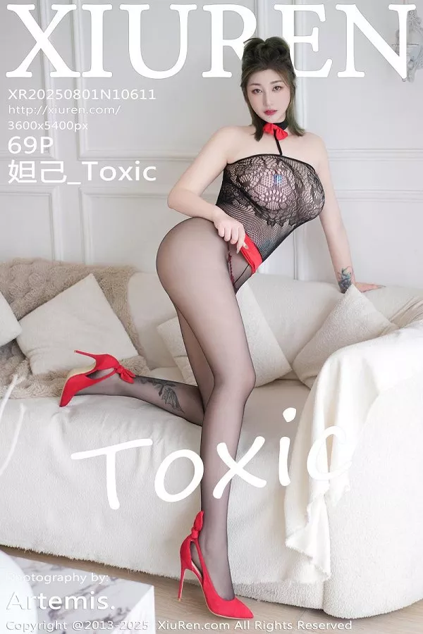 妲己_Toxic性感黑色情趣内衣+粉色情趣服饰秀翘臀绝美写真