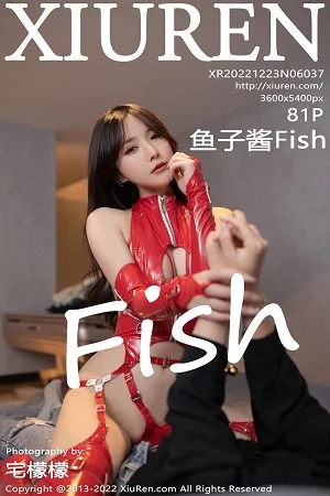 鱼子酱Fish圣诞主题红色皮质情趣服饰秀曼妙身姿绝美写真