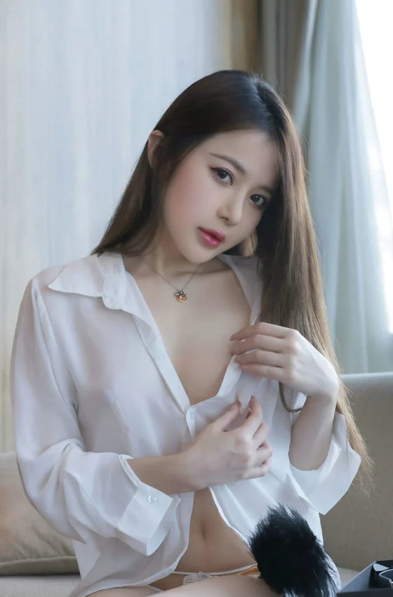[秀人付费] 鱼子酱Fish 诱人私拍福利 鱼鱼的礼物二