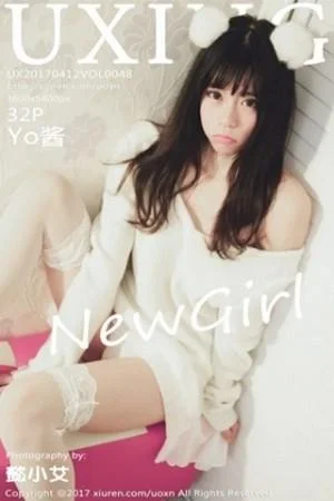 Yo酱居家学生装+白色蕾丝袜清爽美萝莉性感写真