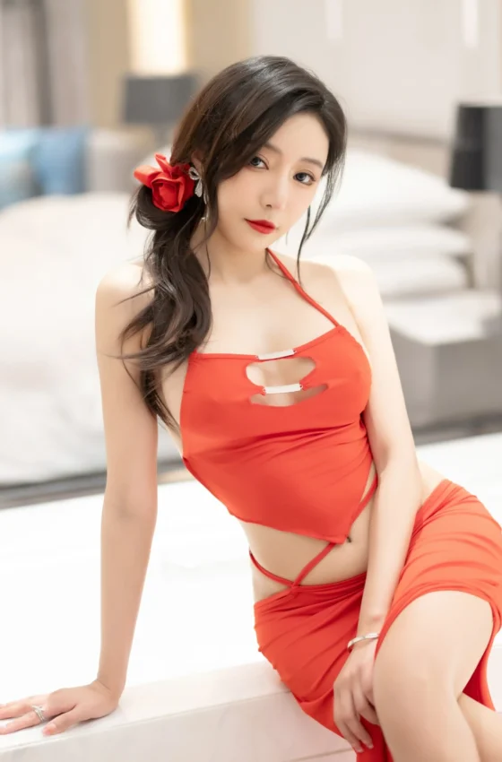 [秀人付费] 王馨瑶Yanni 诱人私拍福利 红色裙子 毛毛情趣