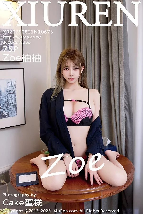 Zoe柚柚性感深色衬衫露紫色情趣内衣秀凹凸身材绝美写真