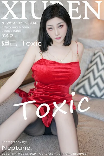 妲己_Toxic性感红色吊带短裙配超薄黑丝秀雪峰美臀绝美写真