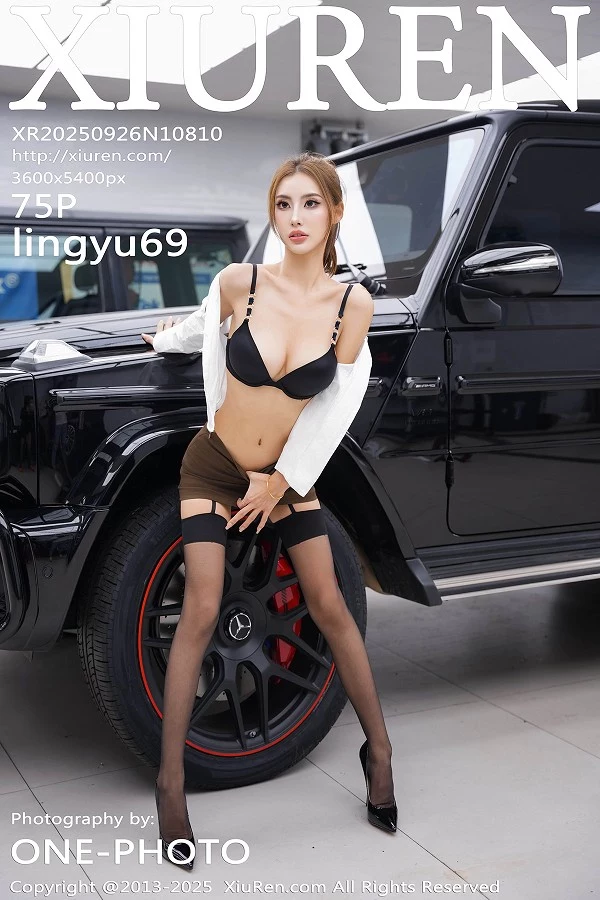 Lingyu69性感黑色情趣内衣配超薄黑丝秀惹火身材绝美写真