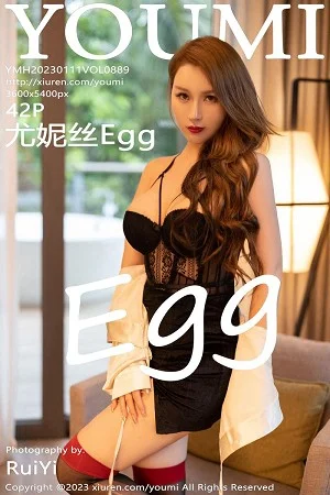 尤妮丝Egg白上衣配黑短裙露蕾丝内衣秀魔鬼身材绝美写真