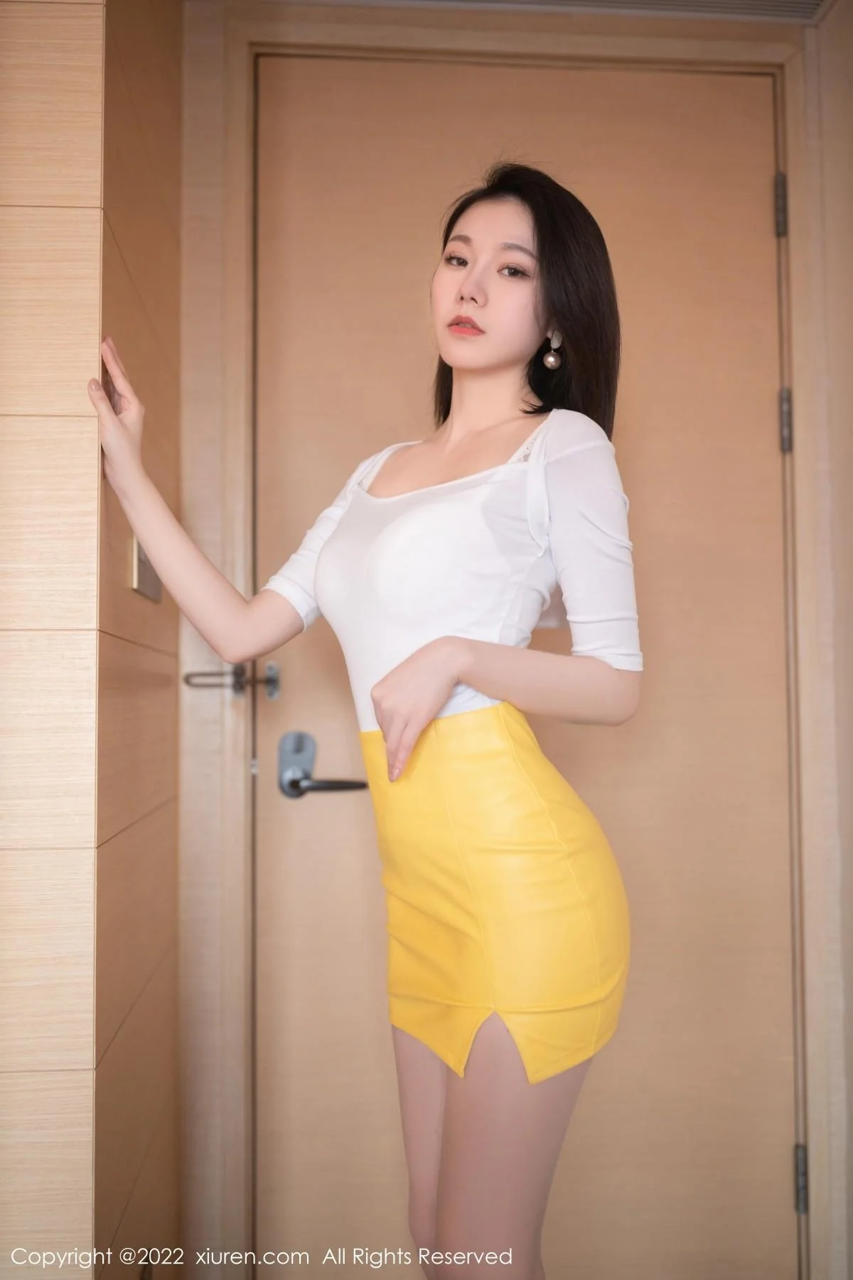 安然Maleah珠三角旅拍半脱白色上衣露蕾丝内衣绝美写真 第 48 张