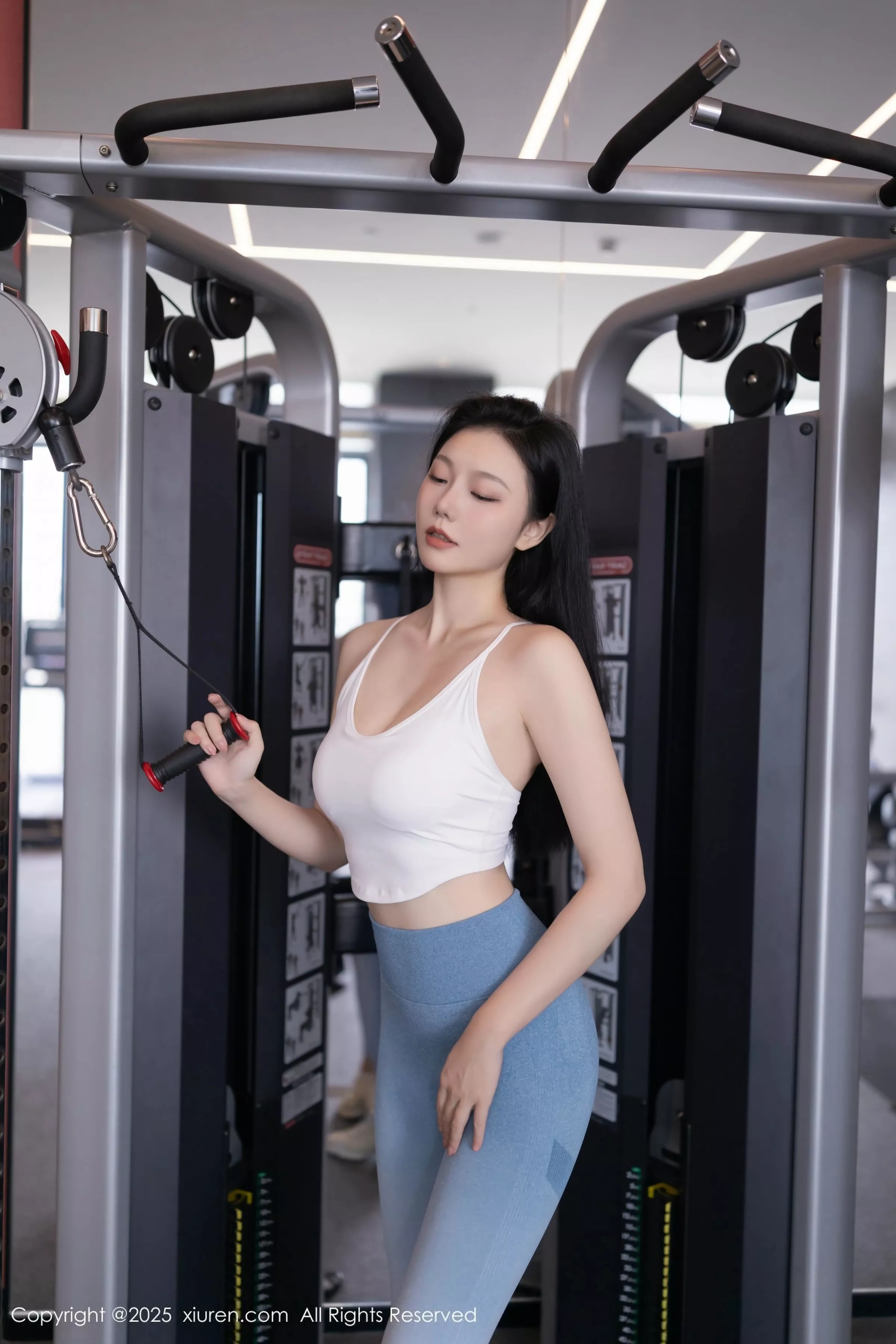 安然anran健身房性感蓝白色运动服秀曼妙身姿完美绝美写真 第 51 张