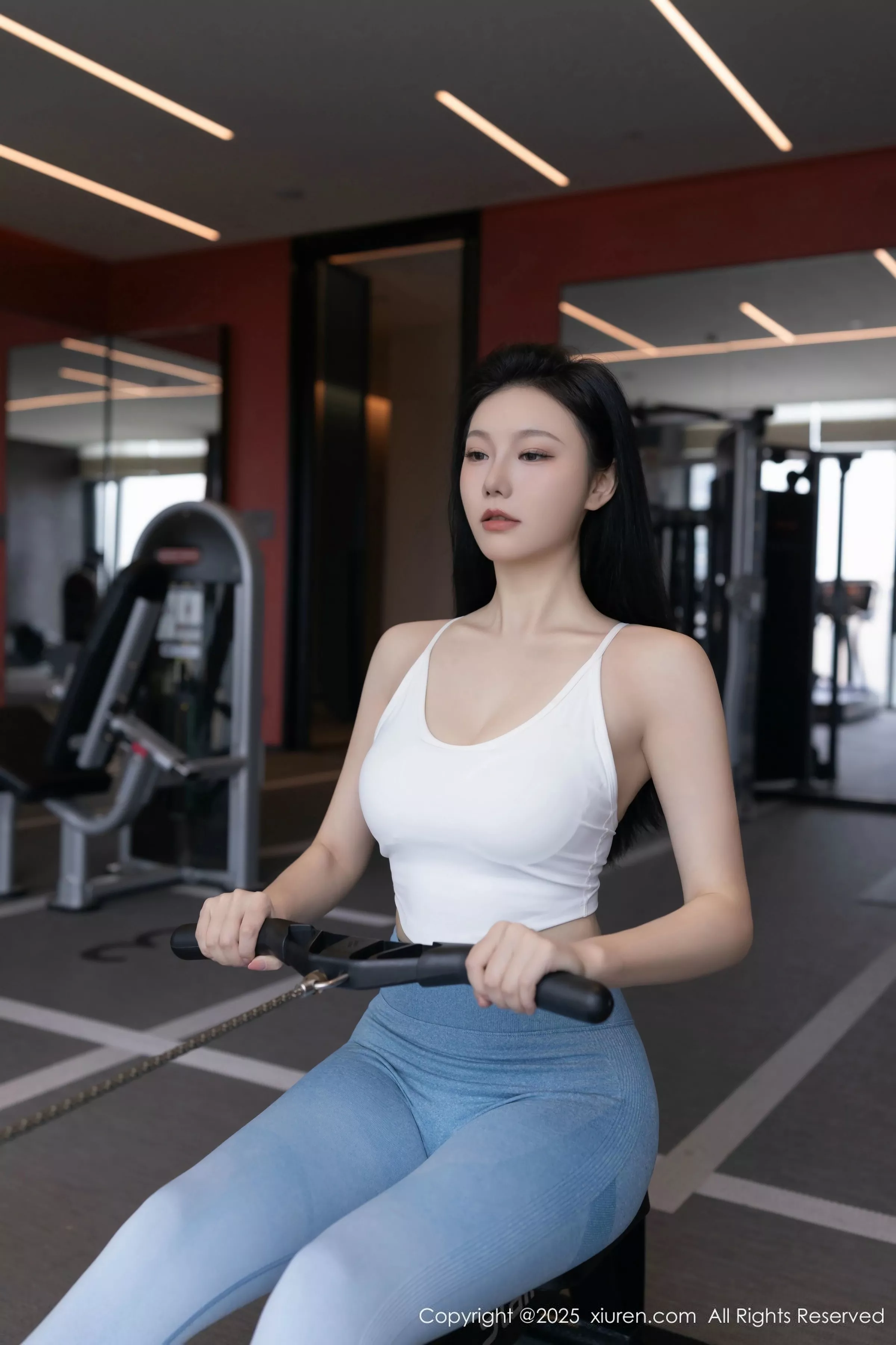 安然anran健身房性感蓝白色运动服秀曼妙身姿完美绝美写真 第 7 张