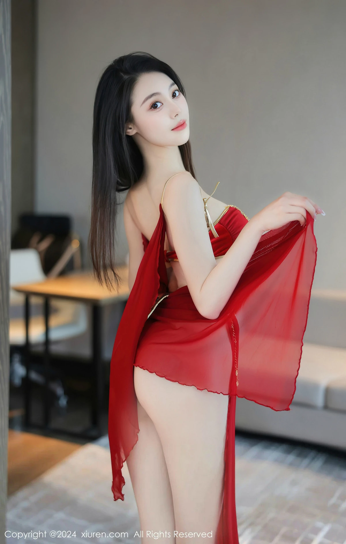 清妙异域舞娘装扮性感红色舞裙秀曼妙身姿修长美腿迷人写真 第 25 张