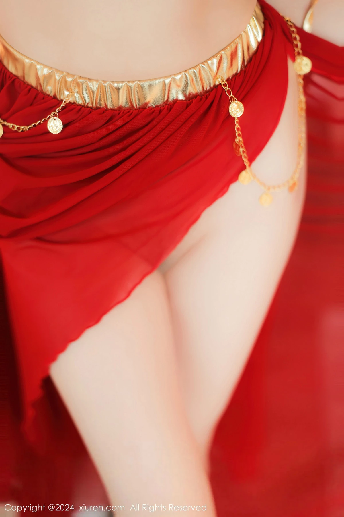 清妙异域舞娘装扮性感红色舞裙秀曼妙身姿修长美腿迷人写真 第 44 张