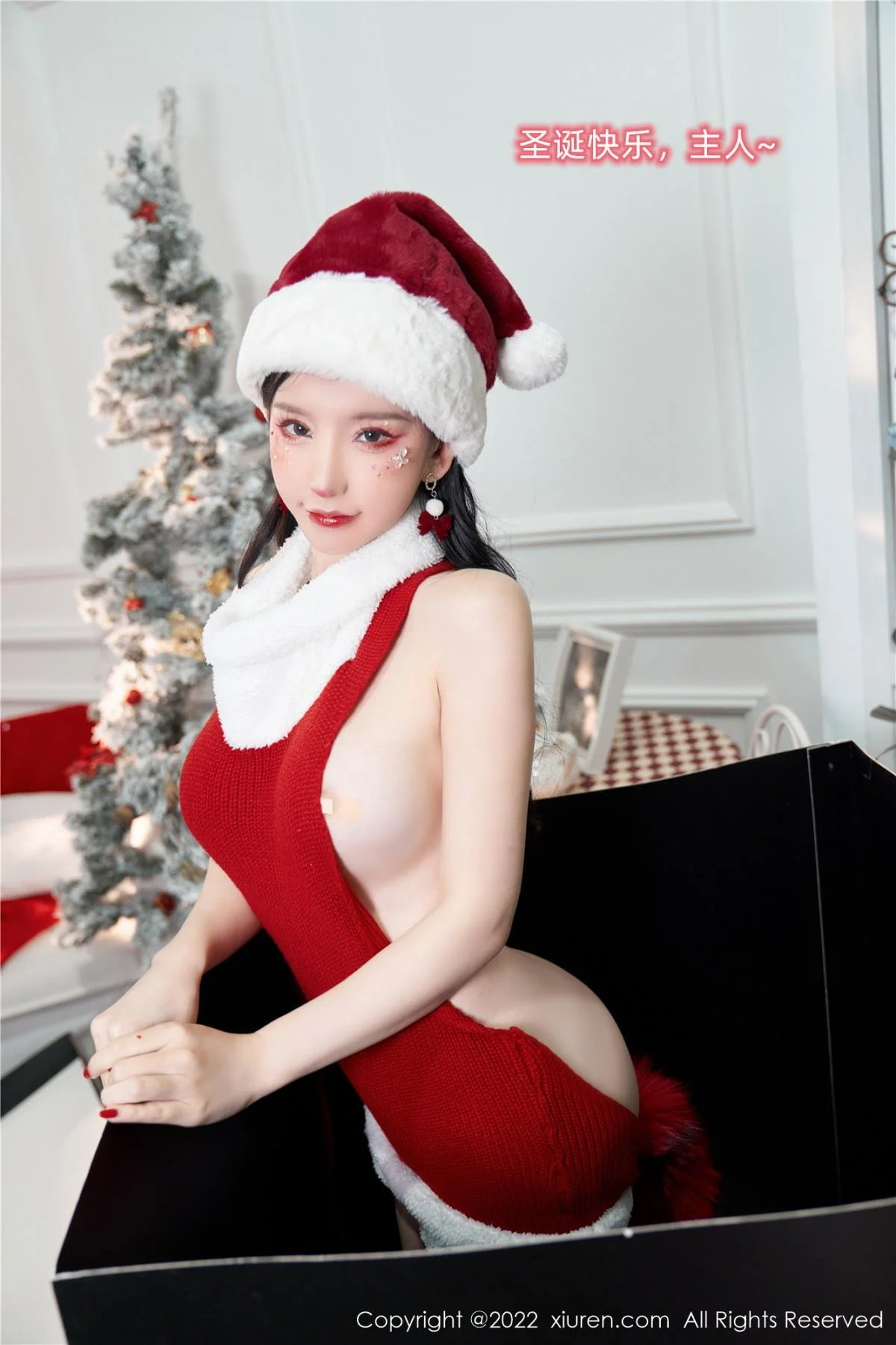 周于希Sally圣诞礼物主题无内真空毛衣秀豪乳遮点绝美写真 第 1 张