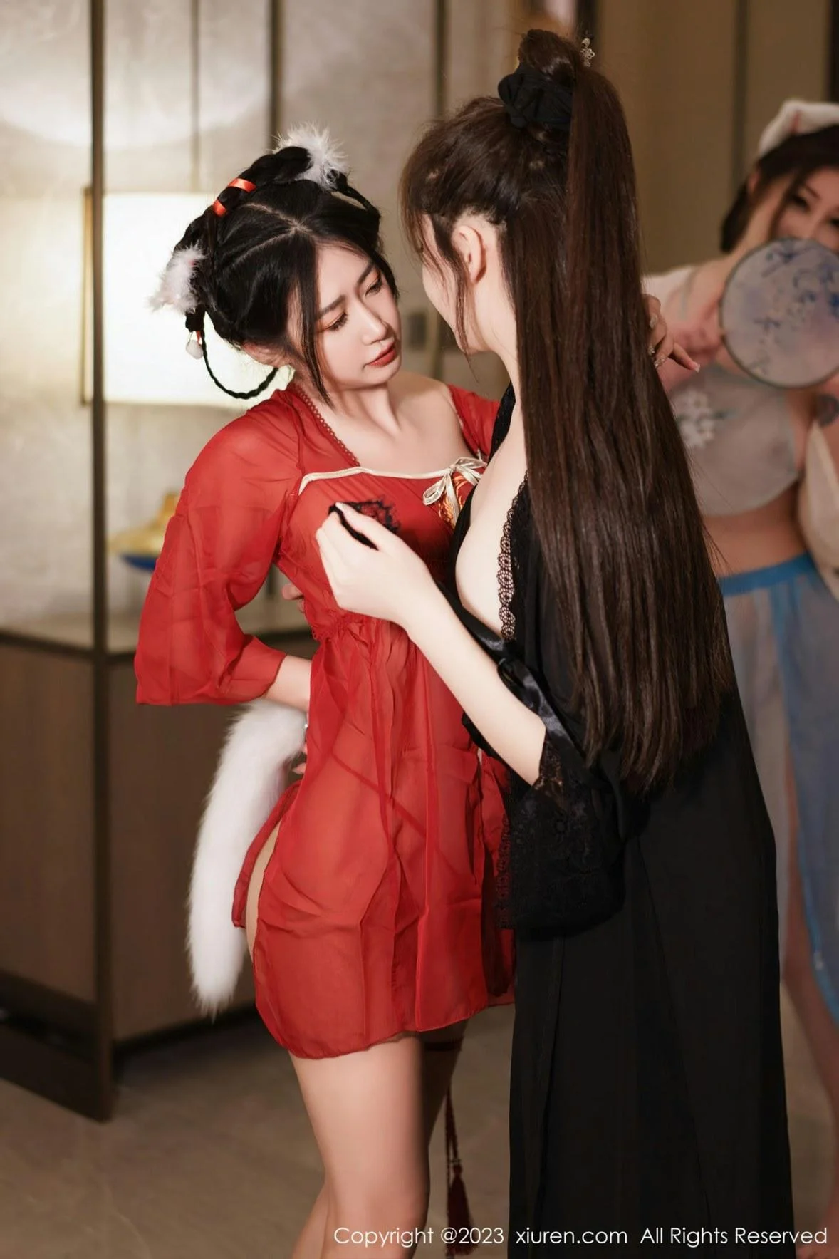 合集妲己＆阿姣＆周妍希私房性感古装服饰完美绝美写真  2023.01.20 No.6170 妲己_Toxic 古装美腿 [] 最新一期合集写真发布，由@妲己_Toxic 和@laura阿姣 @Carol周妍希 三位性感倾情性感出席拍摄，古装服饰穿搭，性感动情演绎，性感十足，写真共足量放送，希望大家喜欢和多多支持。摄影：Nina_。。 第 17 张