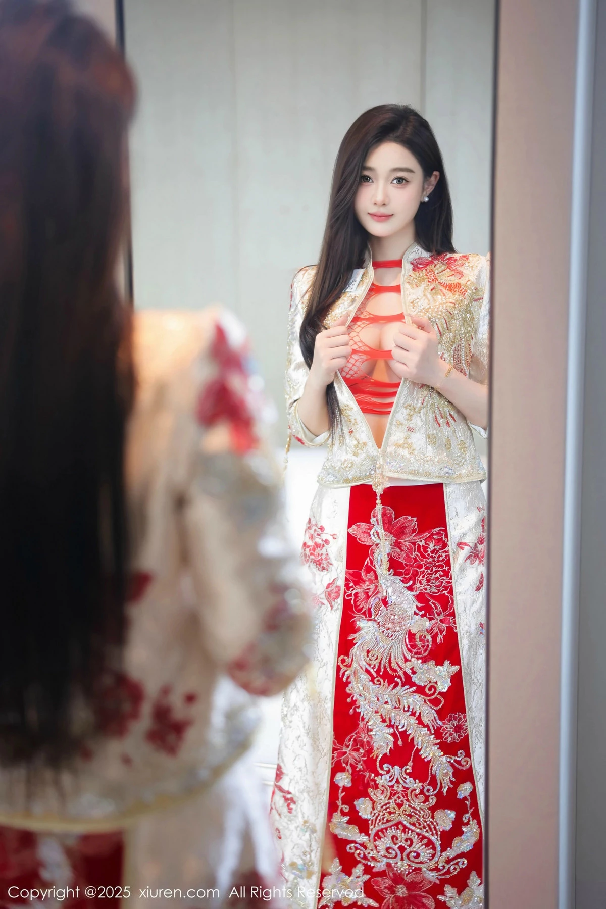 Candy糖糖性感喜庆服饰露红色情趣服饰秀丰腴身材绝美写真 第 12 张