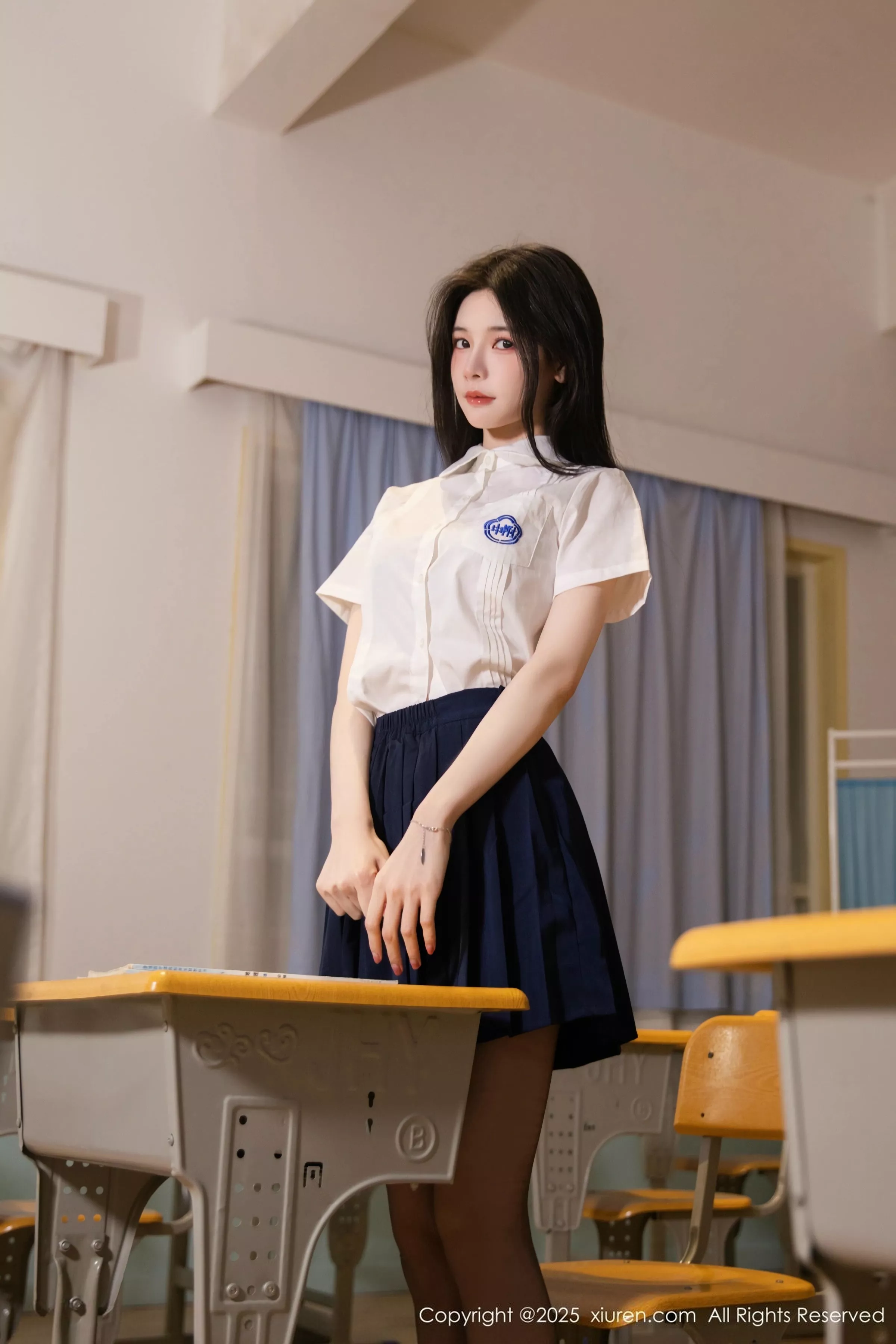 布丁wow性感JK制服露蕾丝内衣配超薄黑丝秀完美身材绝美写真 第 26 张