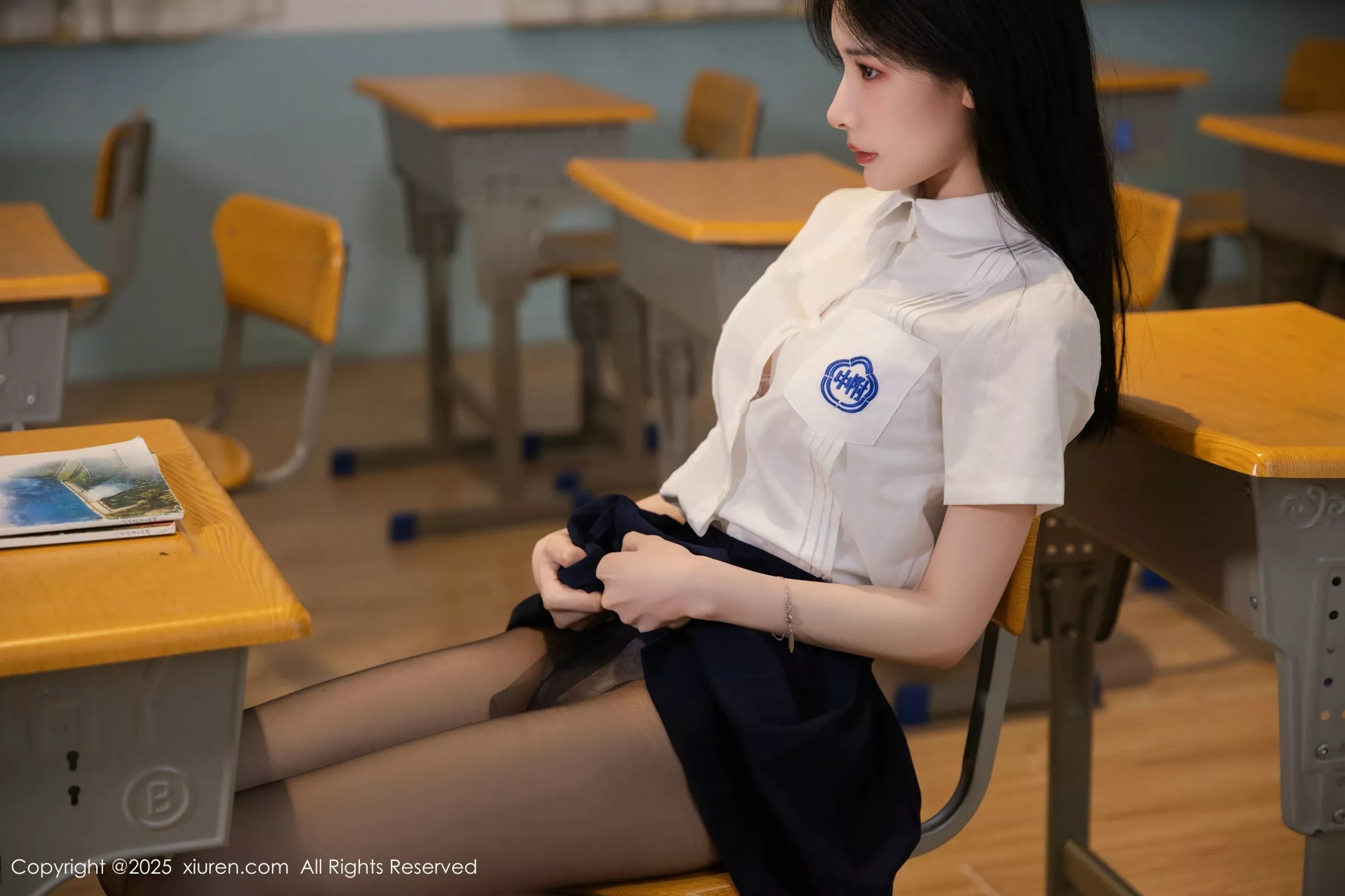 布丁wow性感JK制服露蕾丝内衣配超薄黑丝秀完美身材绝美写真 第 49 张