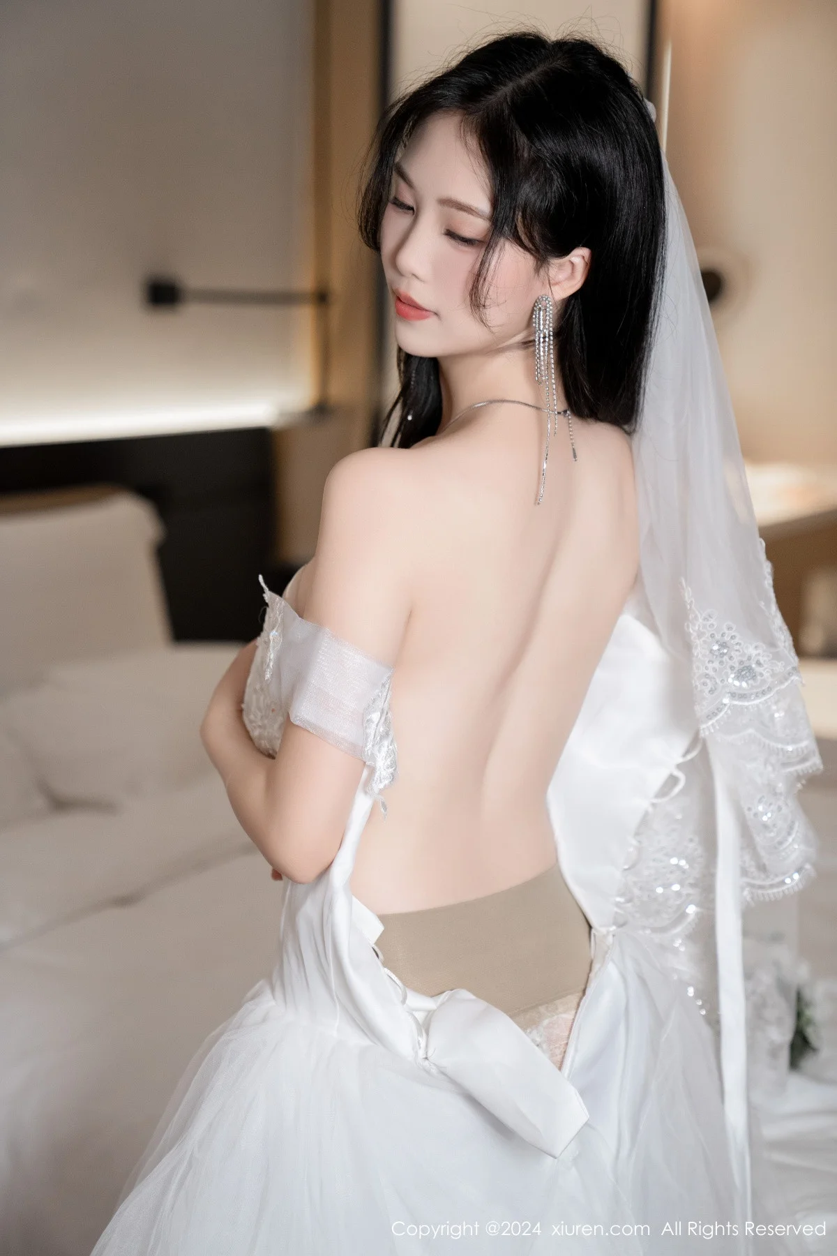 利世浴室场景性感白色婚纱配超薄肉丝秀完美身材绝美写真 第 99 张