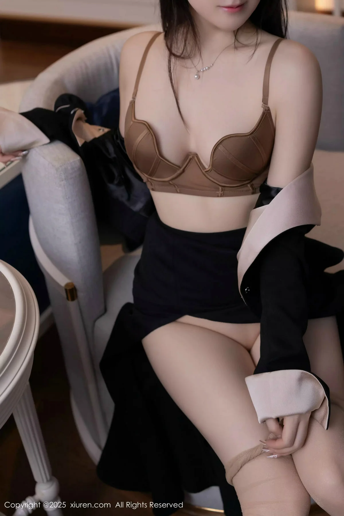 鱼子酱Fish性感黑色连衣裙配超薄肉丝秀曼妙身姿绝美写真 第 132 张