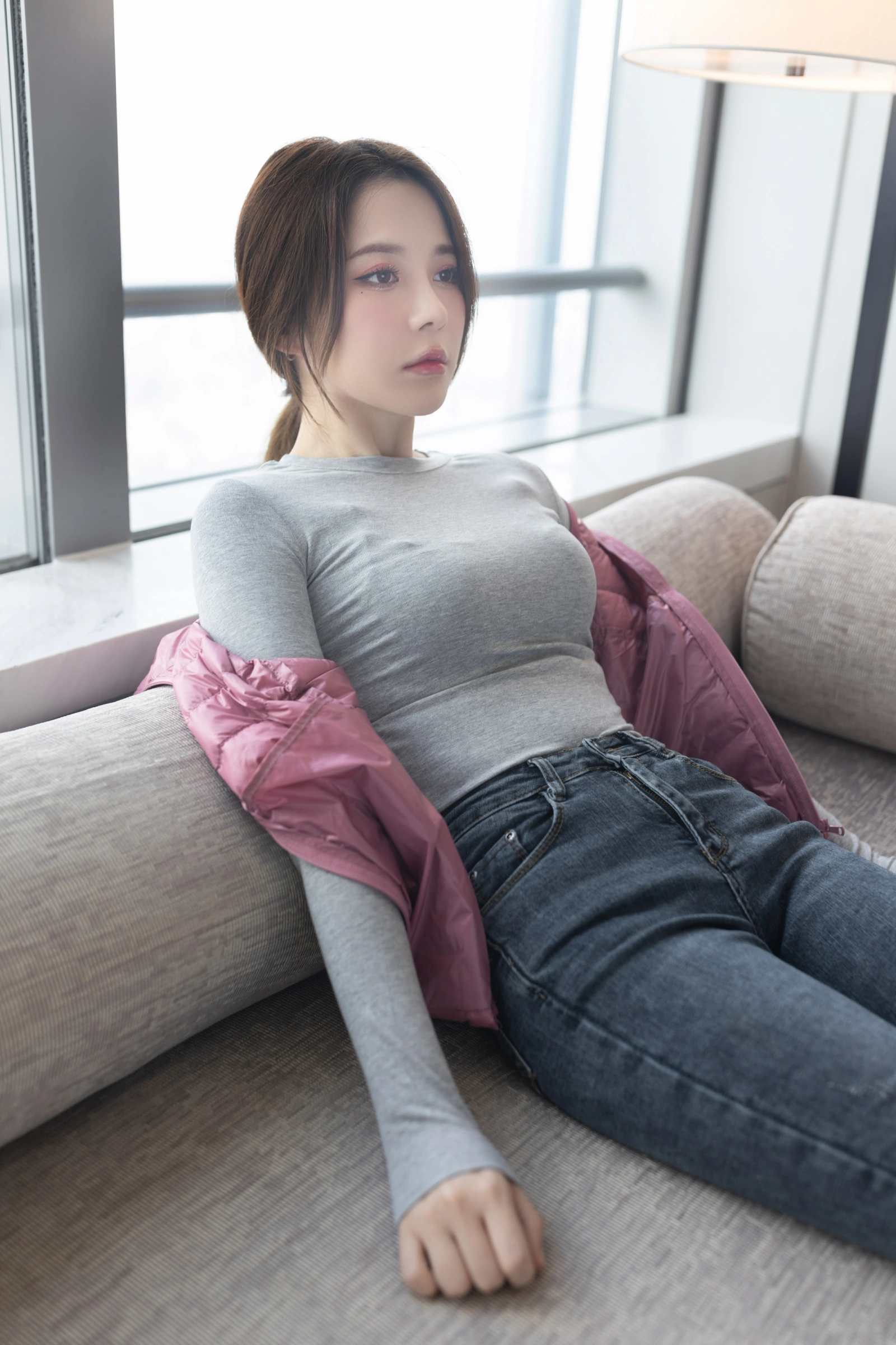 [秀人付费] 鱼子酱Fish 诱人私拍福利 时间静止 第 11 张