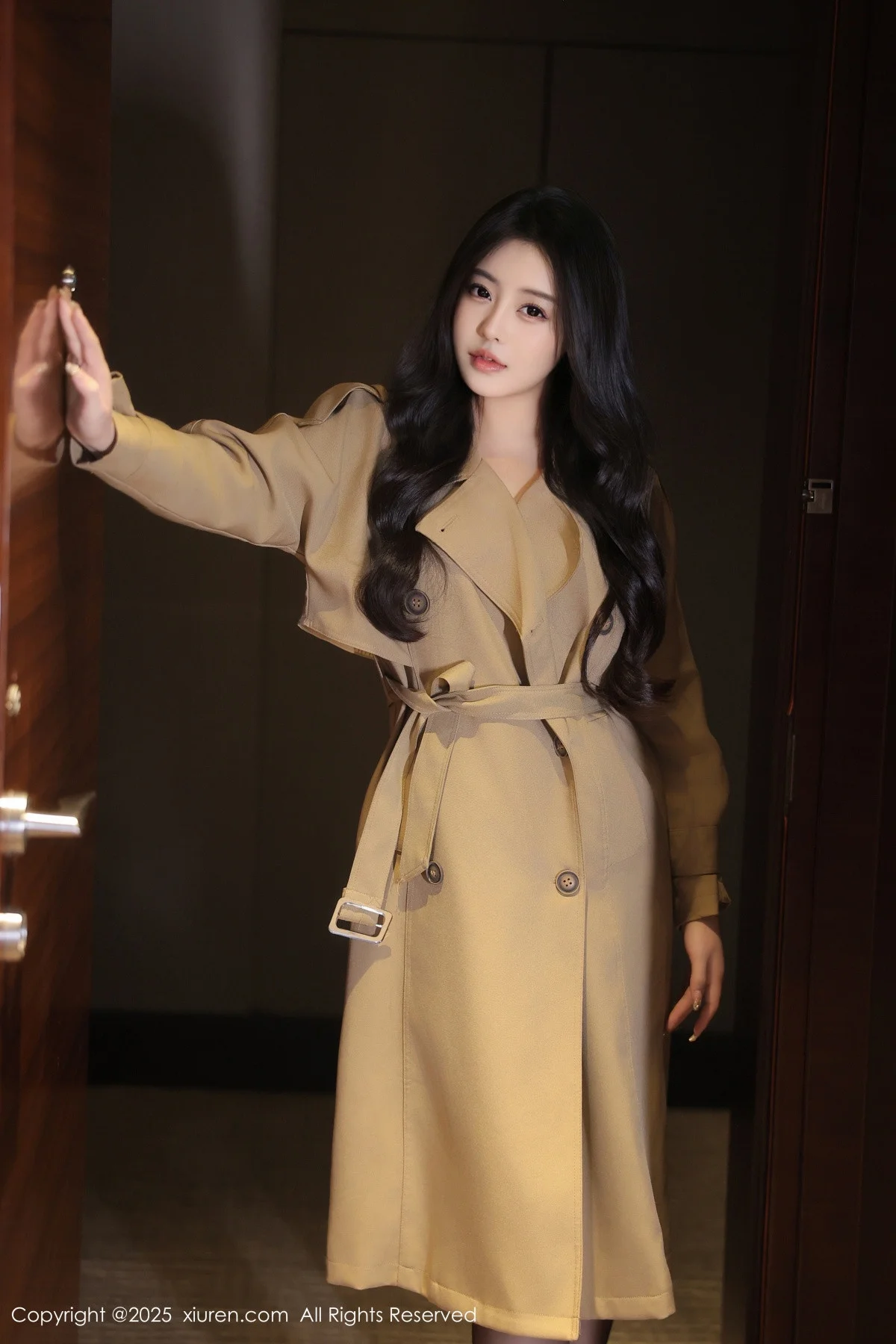 希雅sia性感黑色情趣内衣配超薄黑丝秀丰腴身材绝美写真 第 1 张