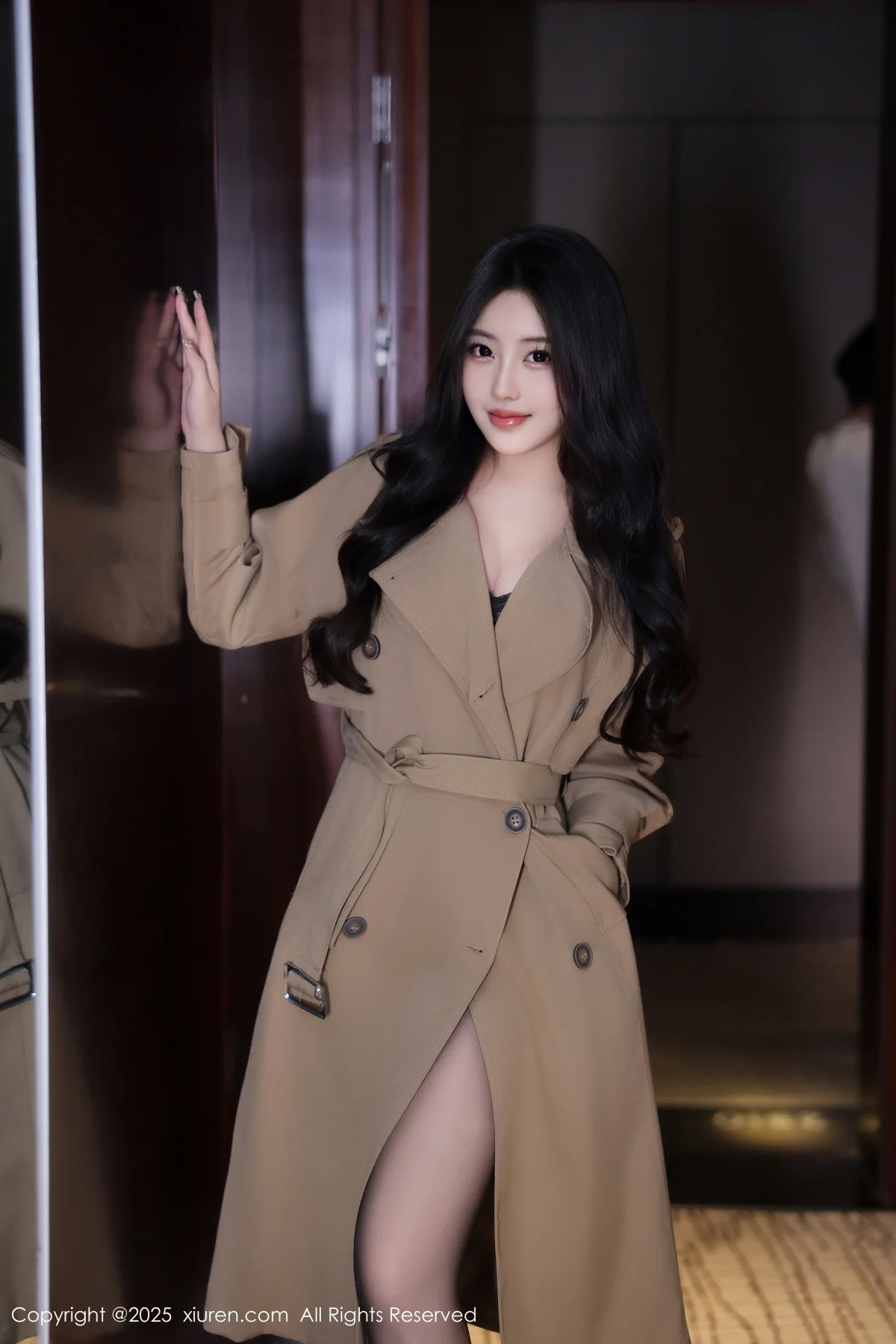 希雅sia性感黑色情趣内衣配超薄黑丝秀丰腴身材绝美写真 第 3 张