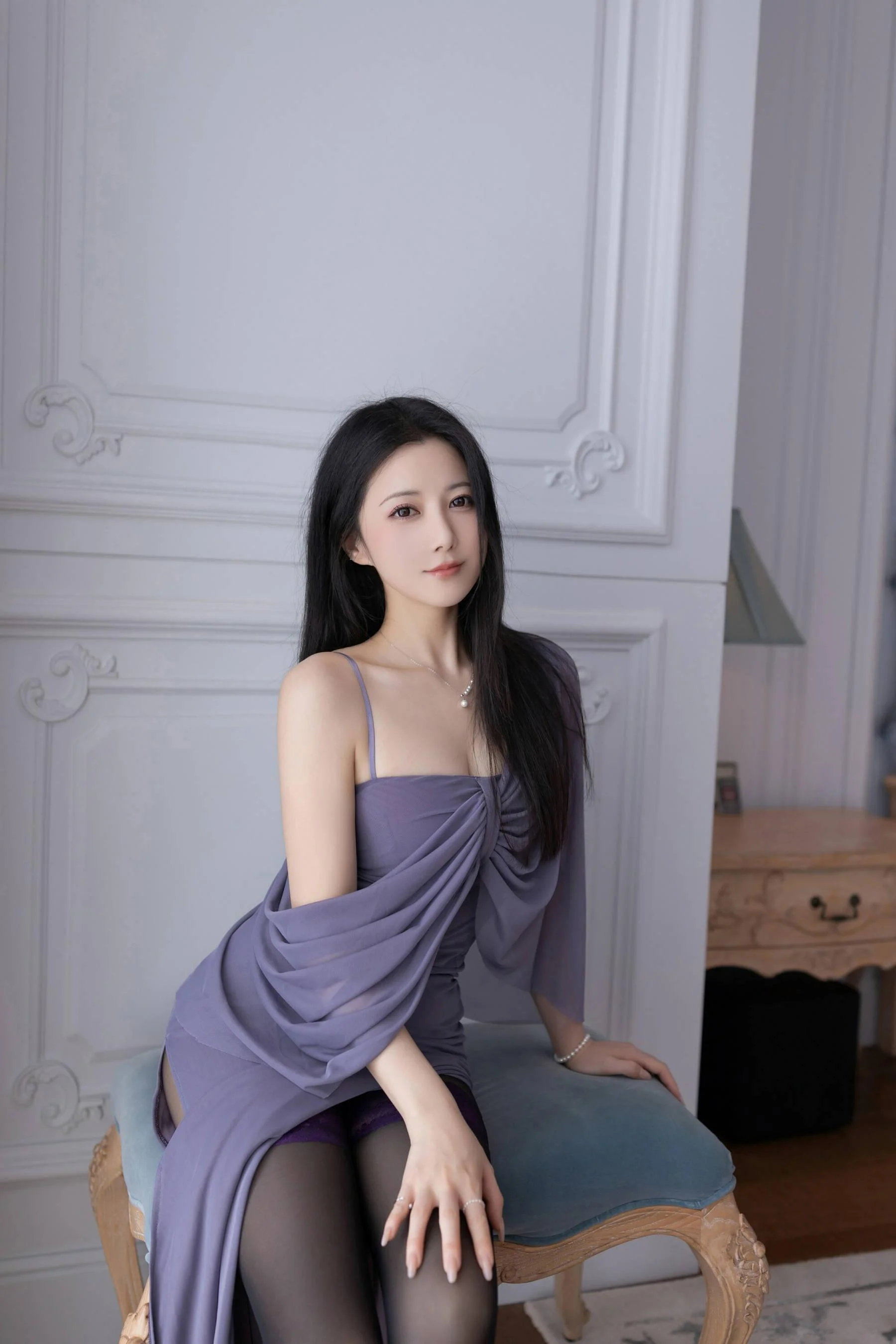 [秀人付费] 鱼子酱Fish 诱人私拍福利 紫丝 第 28 张