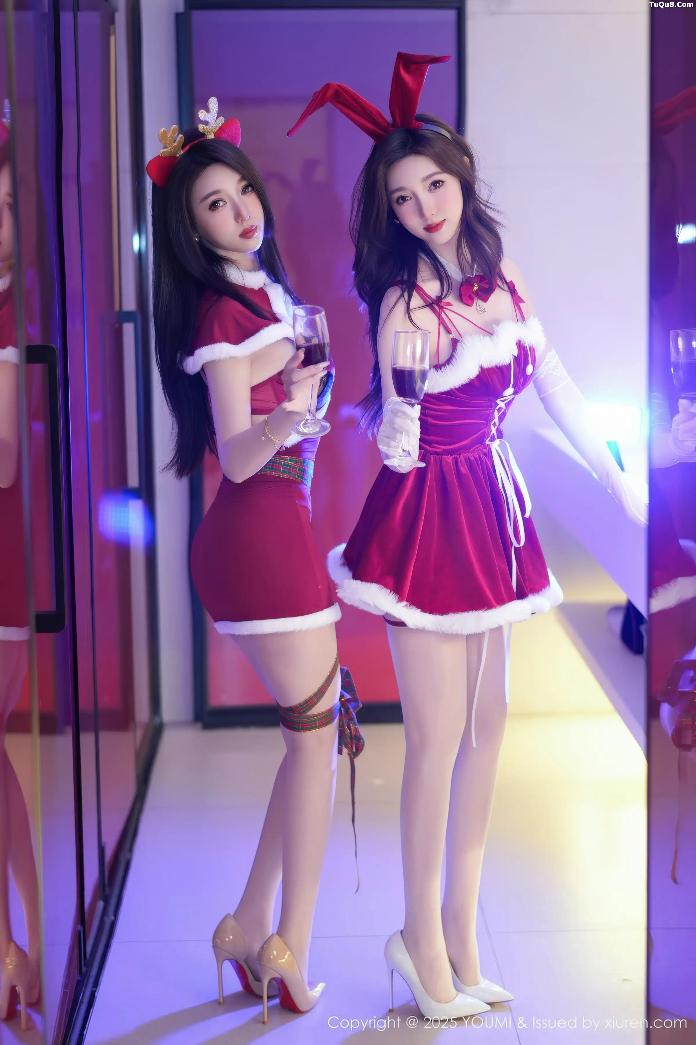 合集双胞胎美女Twins-桃之夭夭性感圣诞女郎服饰撩人绝美写真 第 8 张