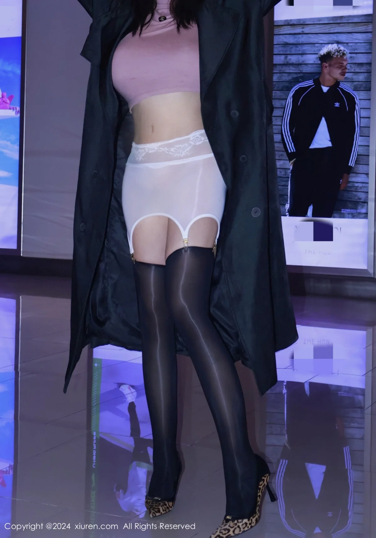 小薯条nienie户外性感肉色连体衣秀惹火身材撩人绝美写真 第 16 张