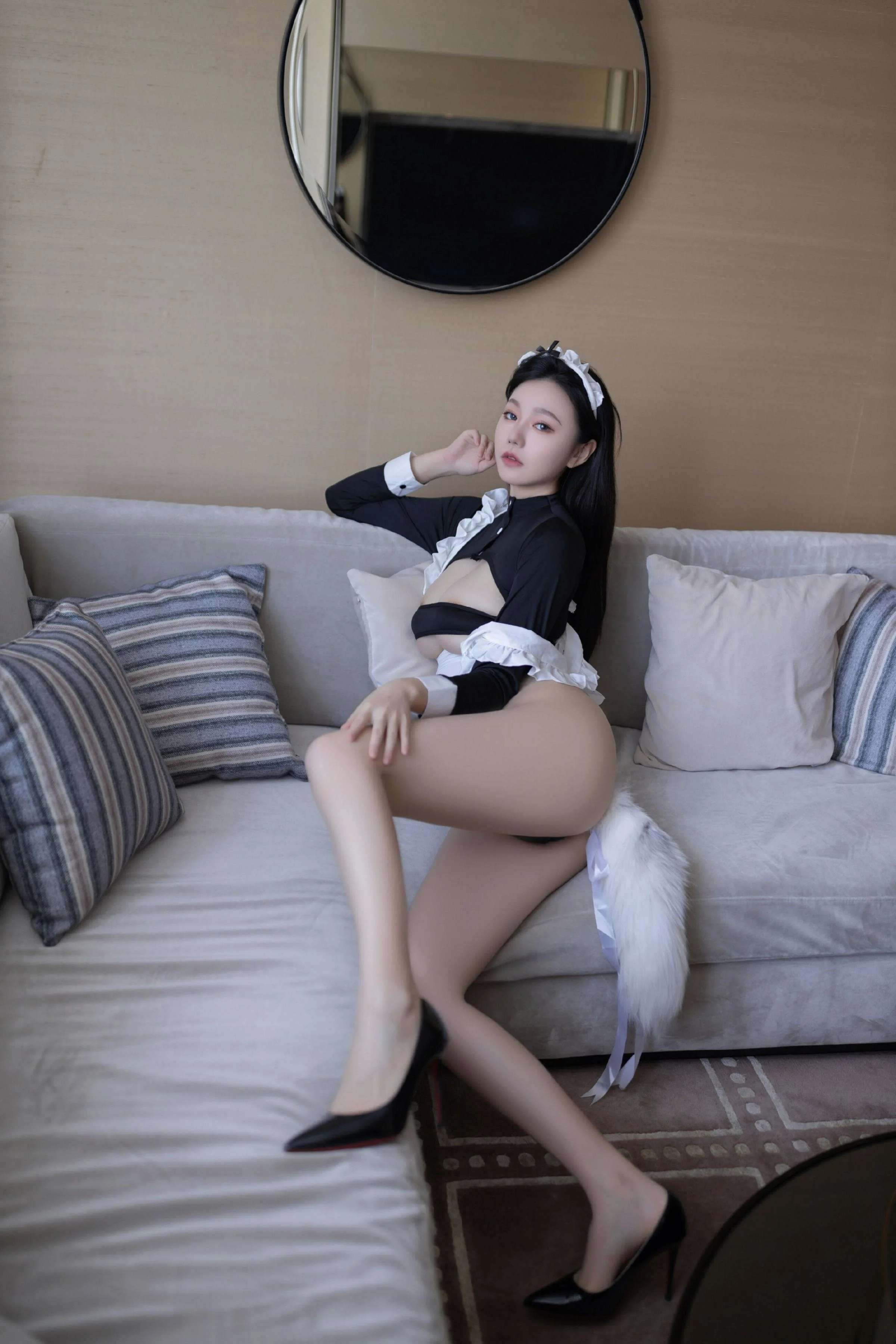 [秀人付费] 安然anran 诱人私拍福利 女仆 第 64 张