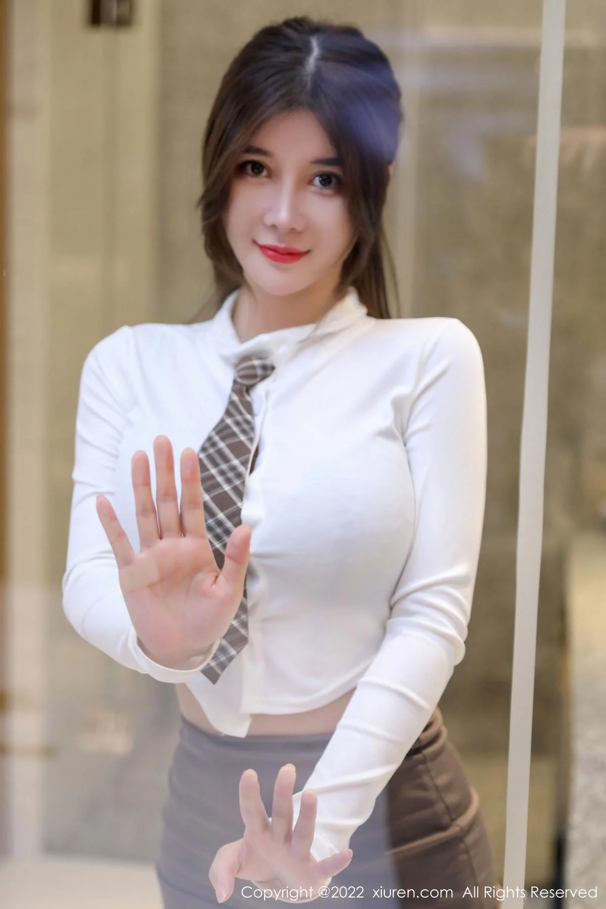 周jojobaby半脱性感白T露黑色蕾丝内衣秀傲人豪乳绝美写真 第 3 张