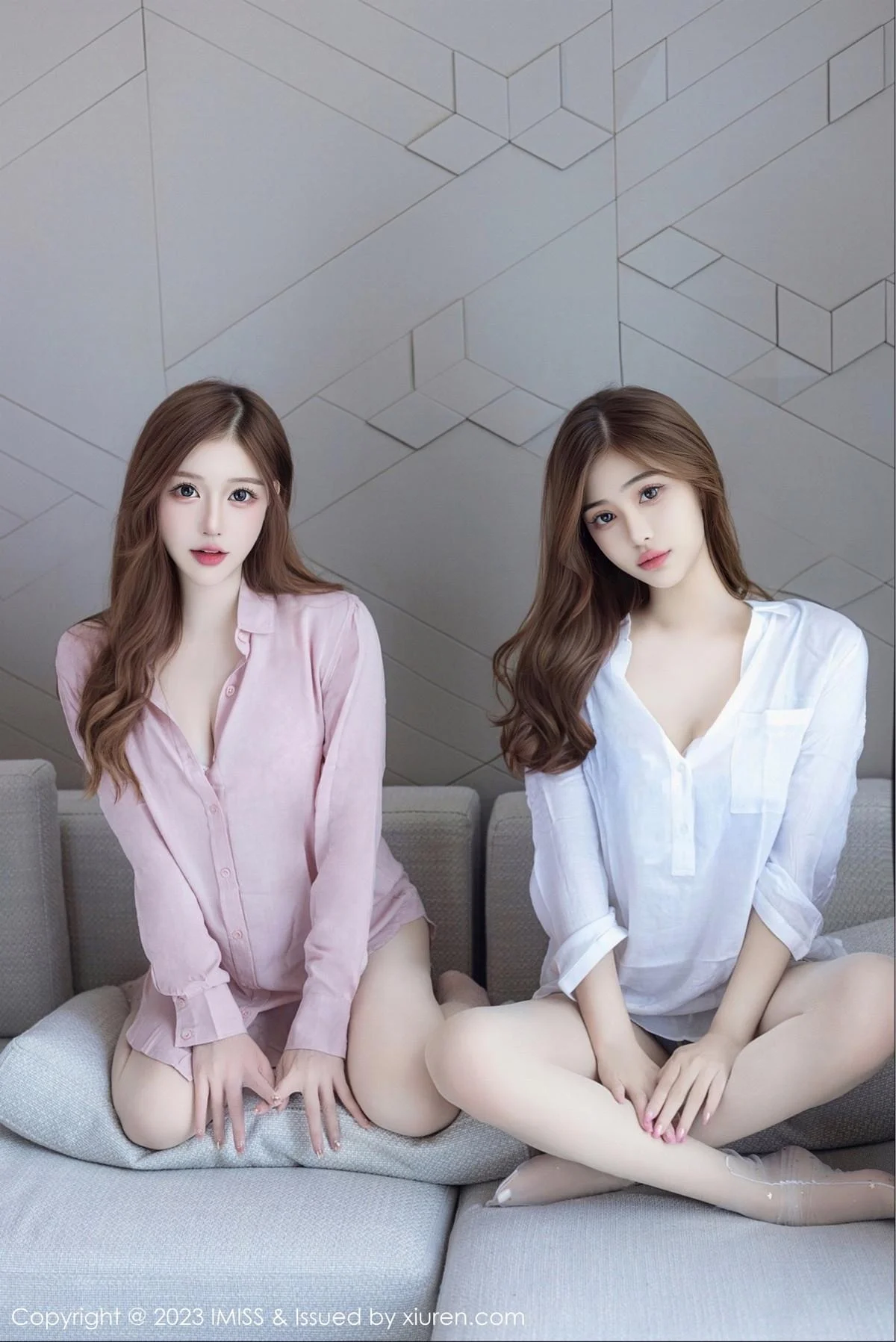 最新合集Lavinia肉私房姐妹花性感内衣配超薄肉丝绝美写真 第 13 张
