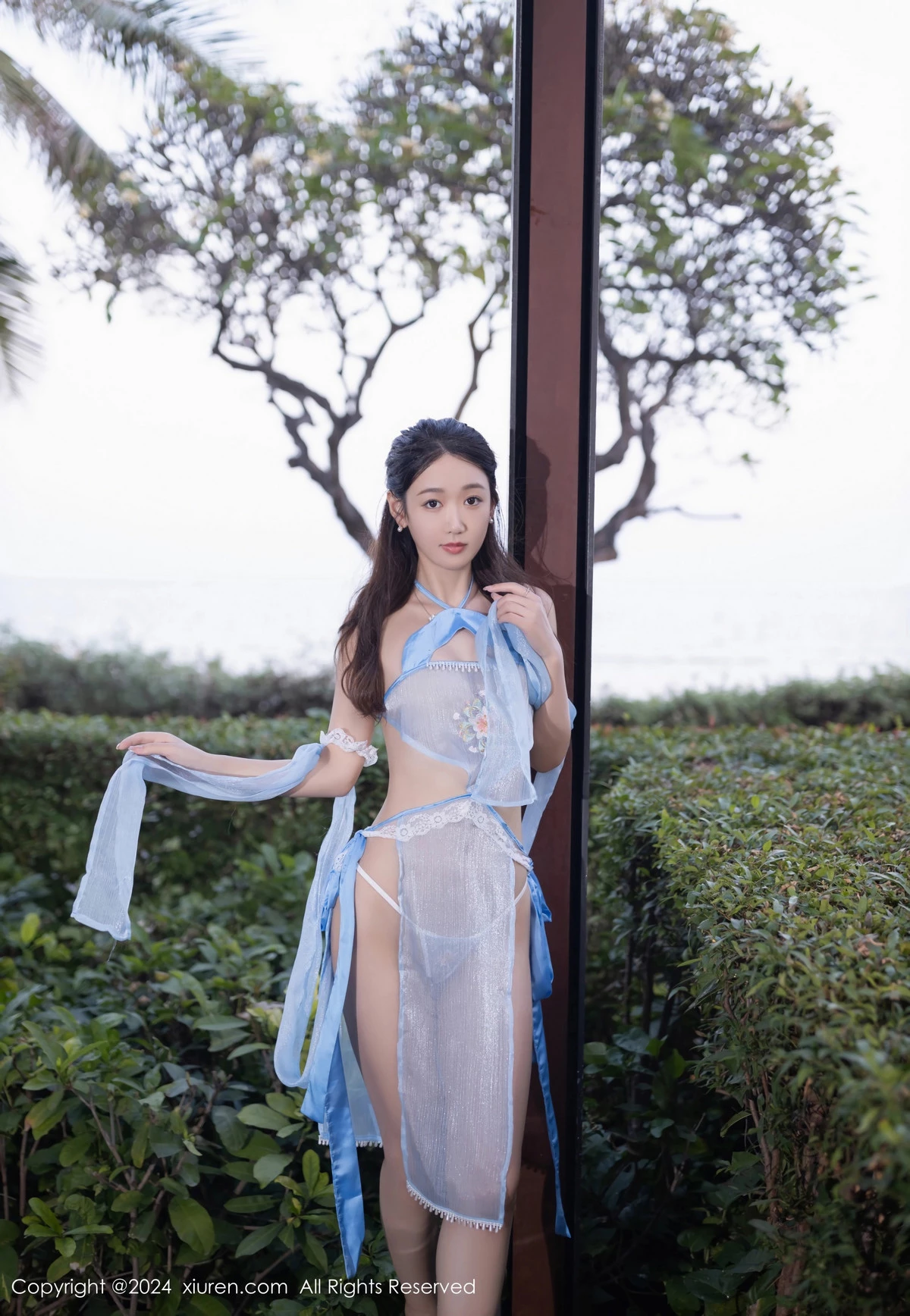 唐安琪户外泳池性感蓝色古装薄纱服饰秀柔美身段绝美写真 第 30 张