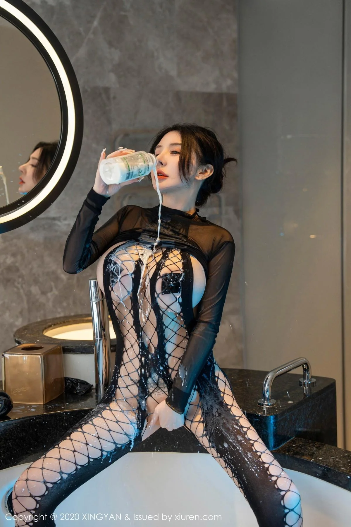 潘娇娇性感黑色渔网式连体衣情趣服饰秀巨乳肥臀绝美写真 第 94 张