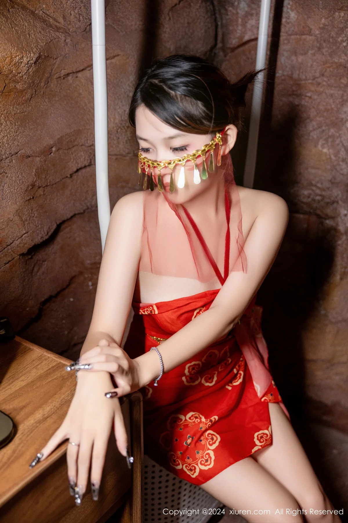 吴婷婉性感红色古风服饰露红色情趣内衣秀曼妙身姿绝美写真 第 8 张