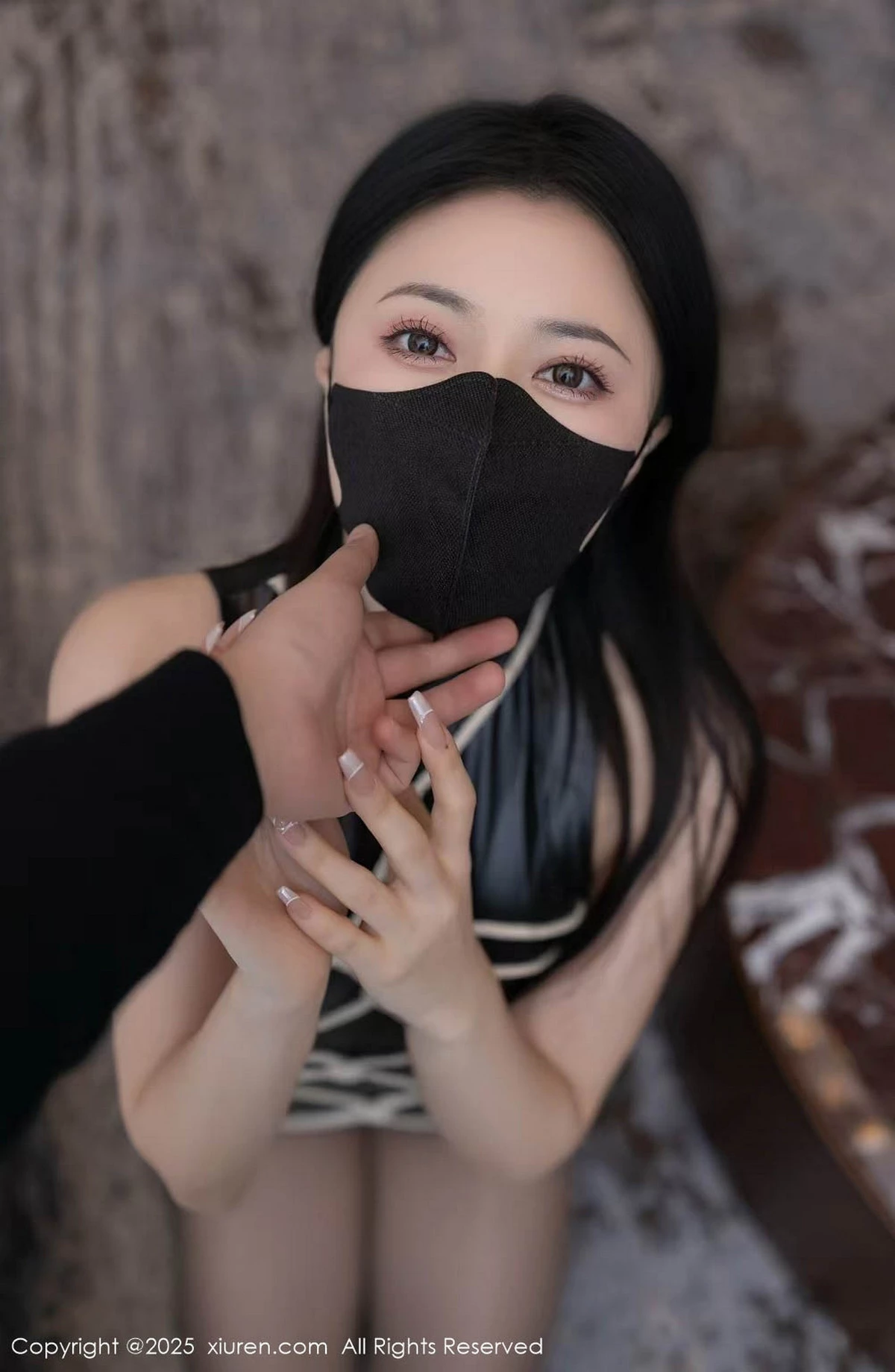 鱼子酱Fish性感黑色皮质服饰配超薄黑丝秀曼妙身材绝美写真 第 26 张