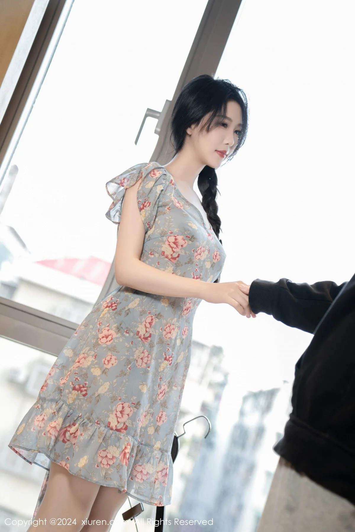 利世性感花纹图案连衣短裙配超薄肉丝秀曼妙身姿绝美写真 第 57 张