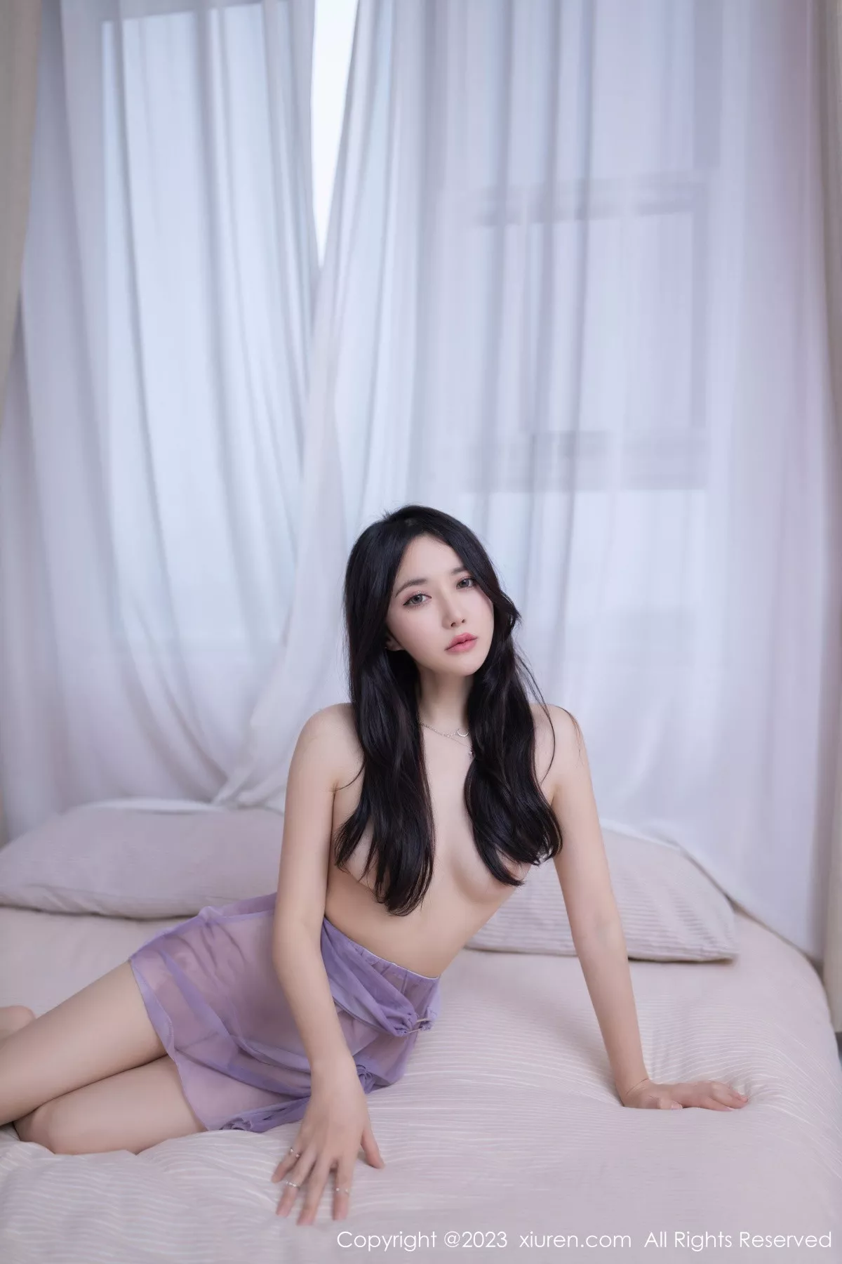 鱼子酱Fish性感紫色吊带连衣短裙半脱秀曼妙身姿绝美写真 第 79 张