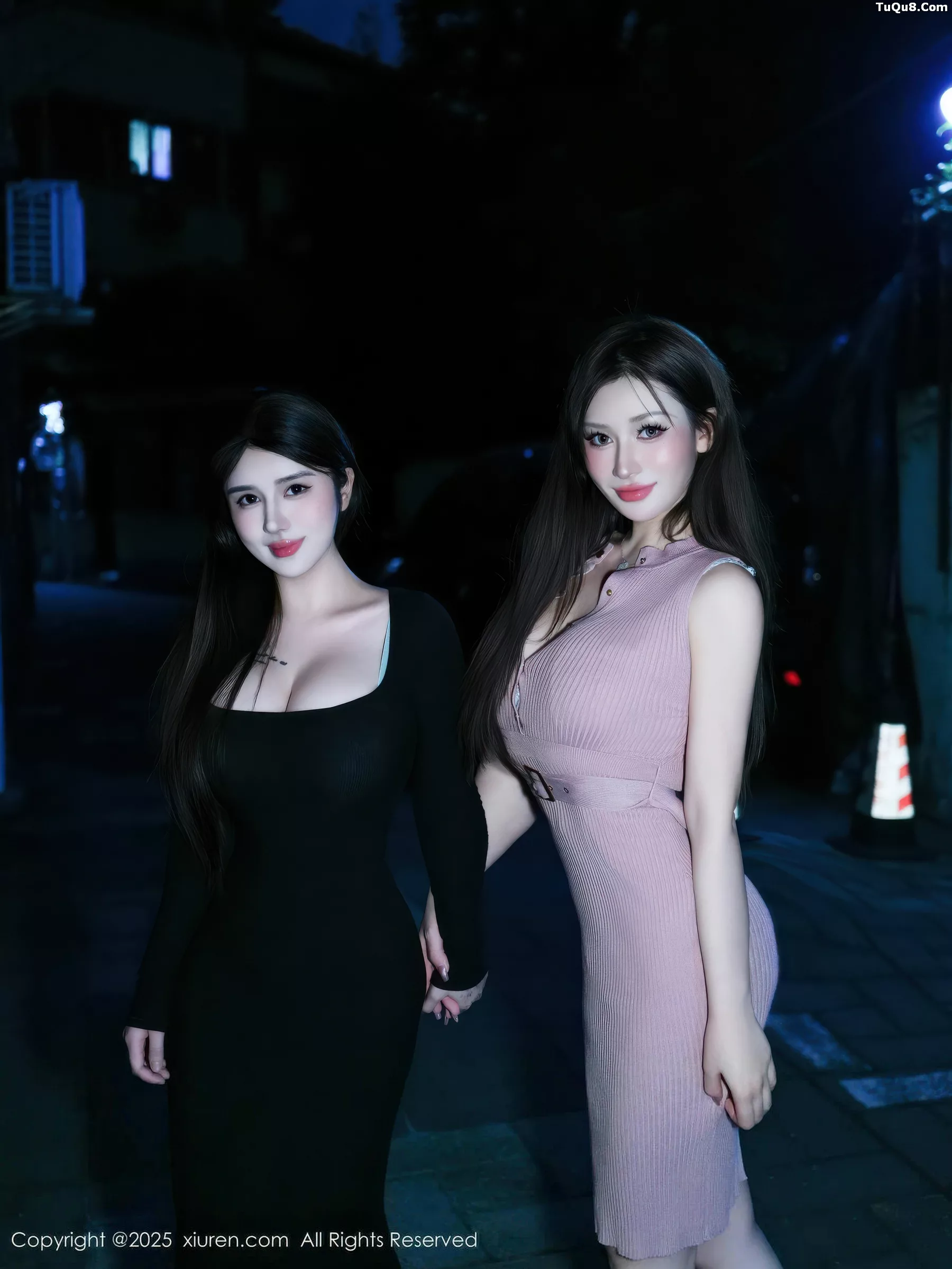 合集美女蕾蕾醒了没性感内衣配白丝吊袜秀丰腴身姿绝美写真 第 3 张