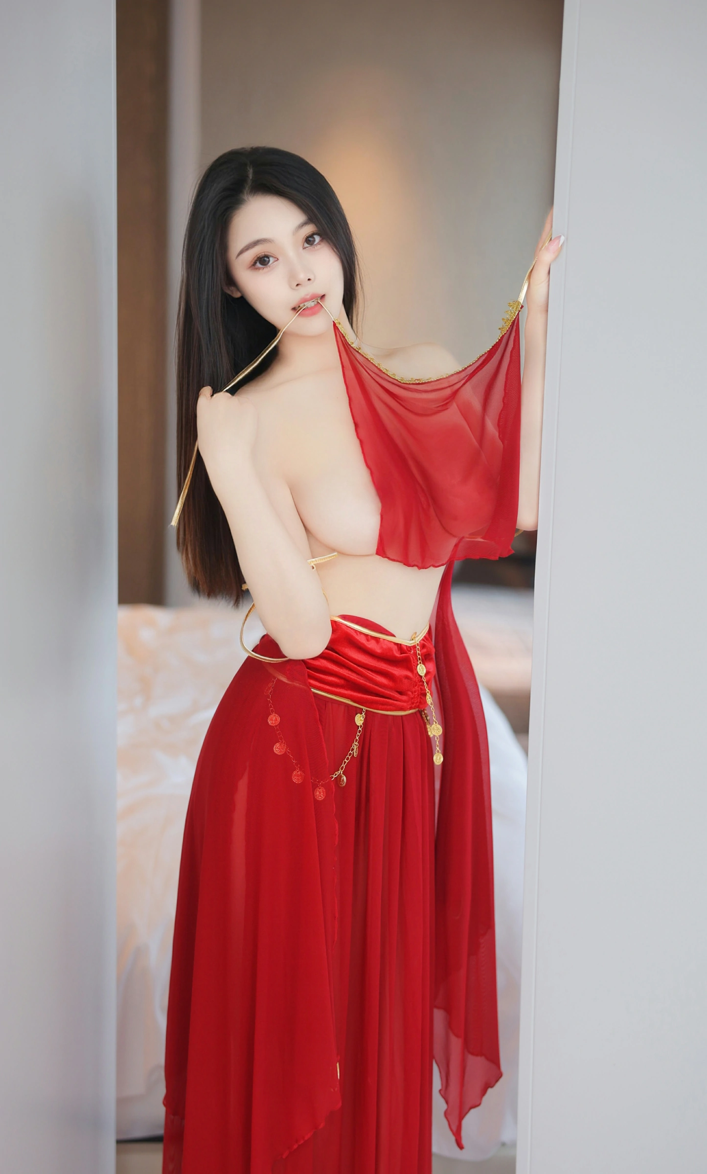 [秀人付费] 清妙 诱人私拍福利 红色舞裙 第 48 张