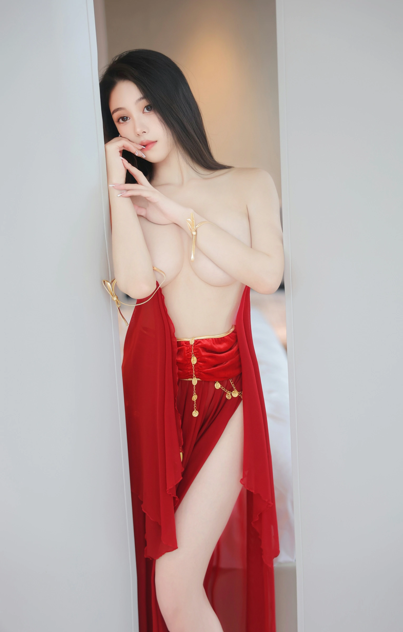 [秀人付费] 清妙 诱人私拍福利 红色舞裙 第 52 张