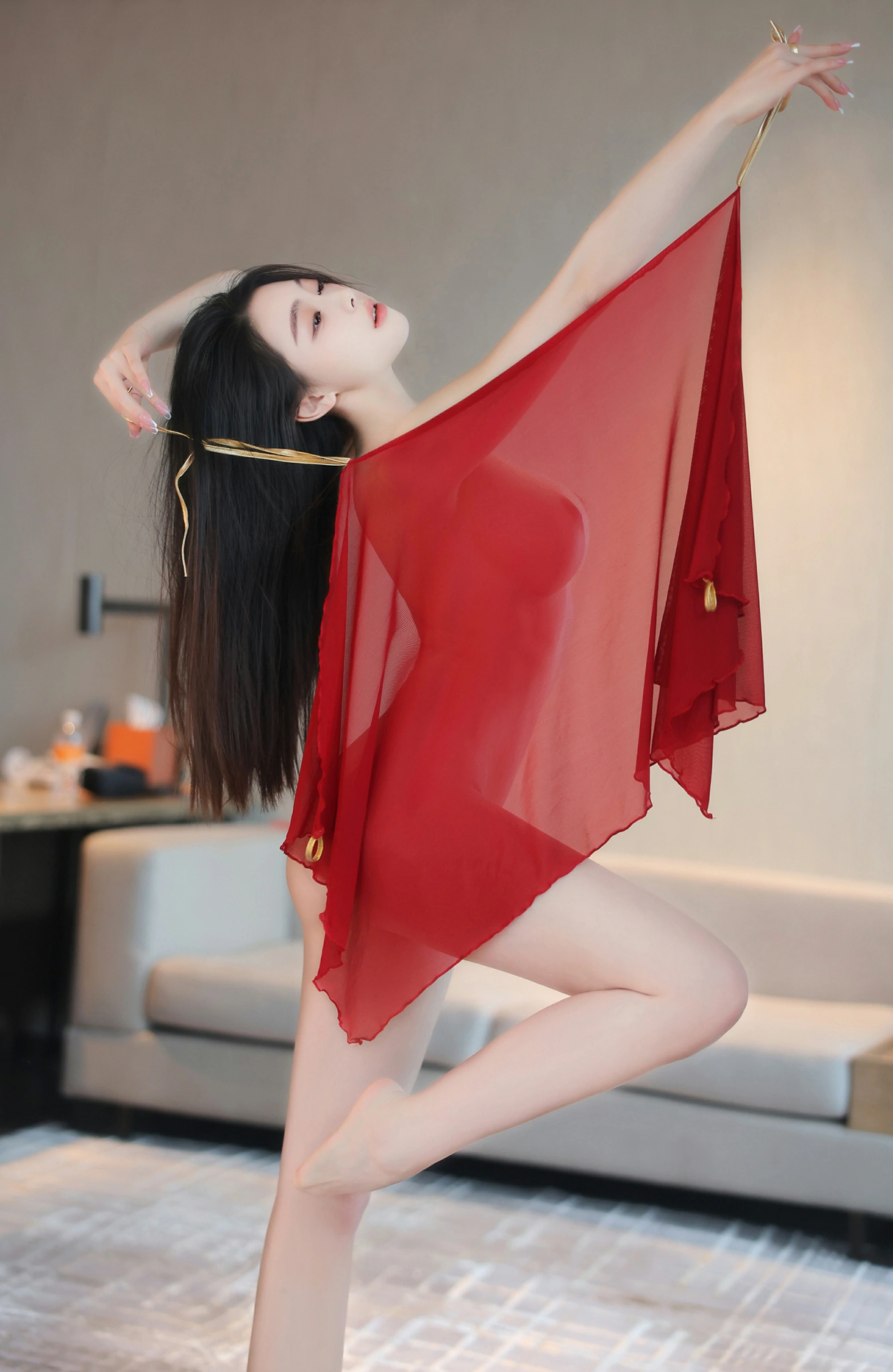 [秀人付费] 清妙 诱人私拍福利 红色舞裙 第 74 张