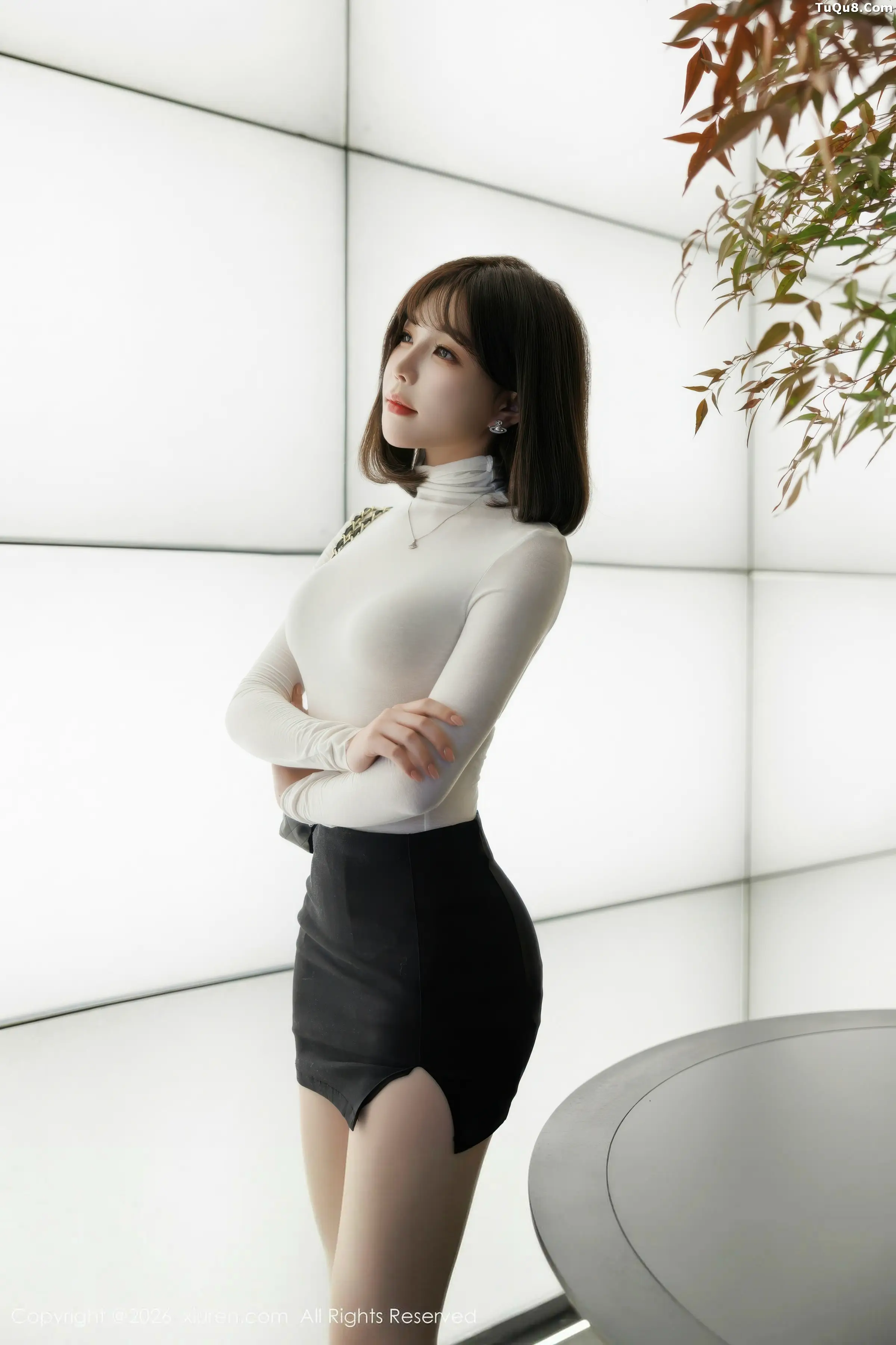 莉芝荔枝性感黑色情趣内衣配超薄肉丝秀完美身材绝美写真 第 25 张