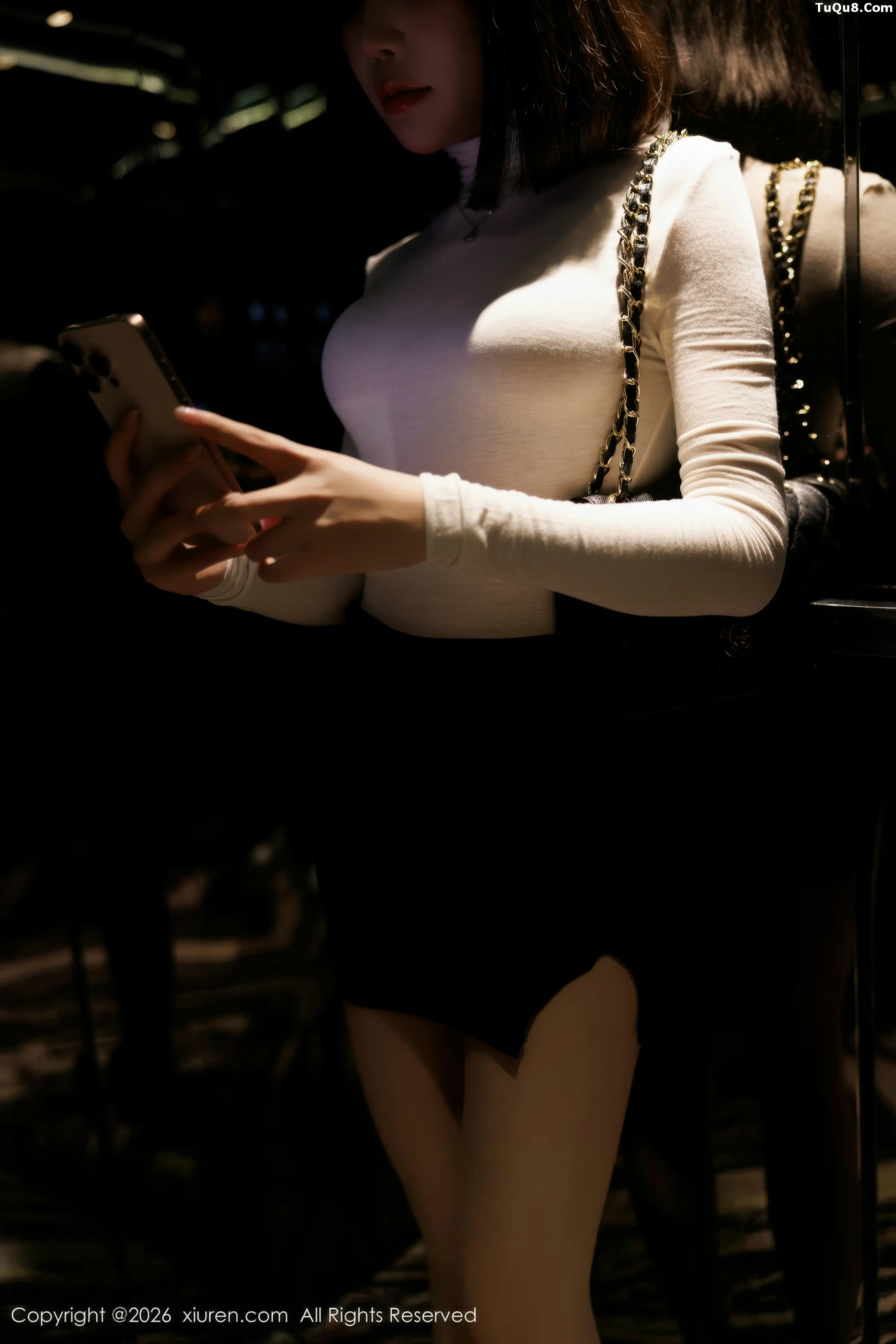 莉芝荔枝性感黑色情趣内衣配超薄肉丝秀完美身材绝美写真 第 3 张