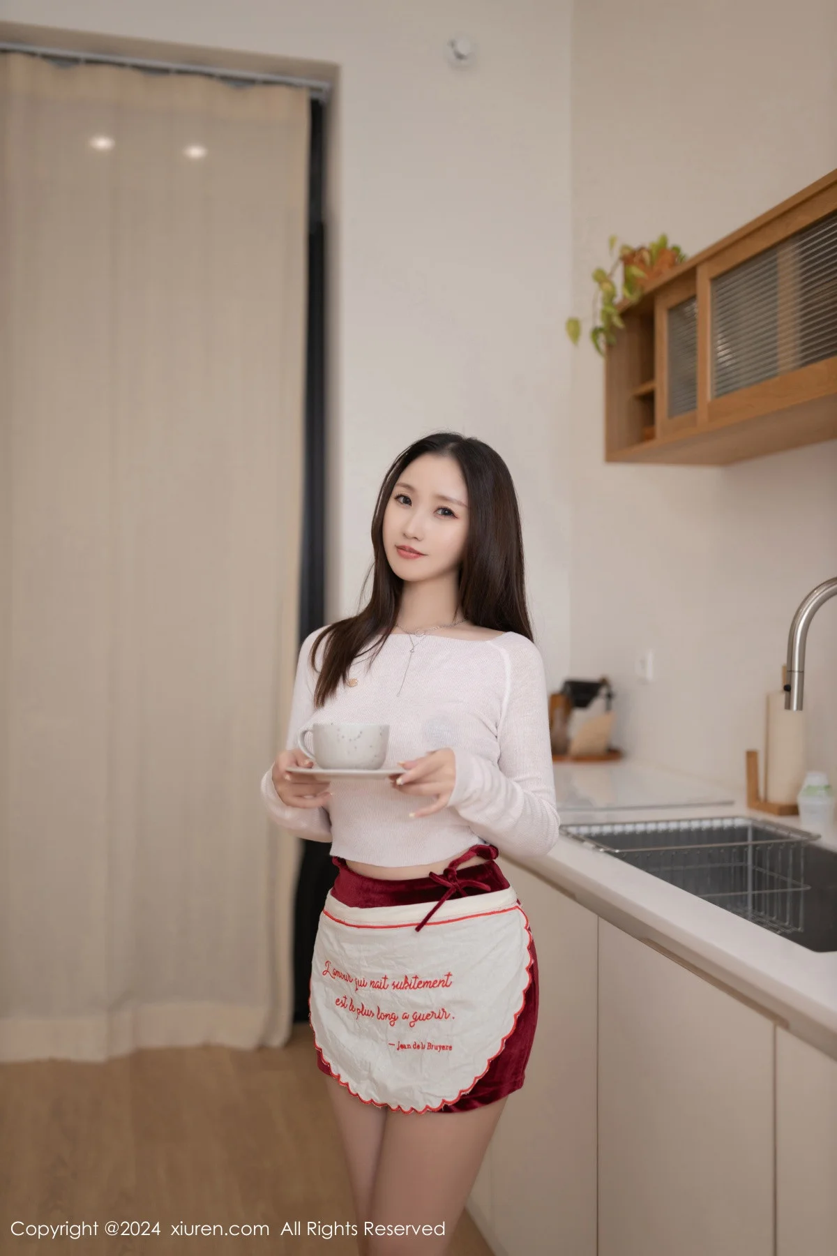 杏子Yada性感白色T恤露黑色蕾丝内衣秀曼妙身姿绝美写真 第 1 张