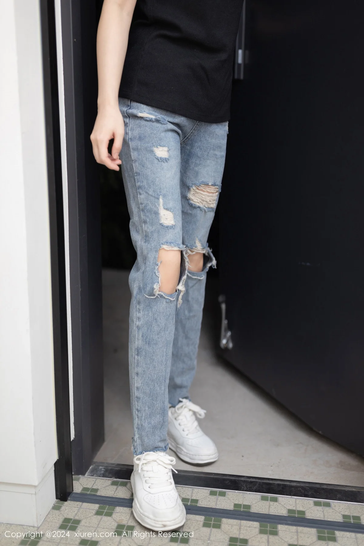 杏子Yada性感白色T恤露黑色蕾丝内衣秀曼妙身姿绝美写真 第 6 张
