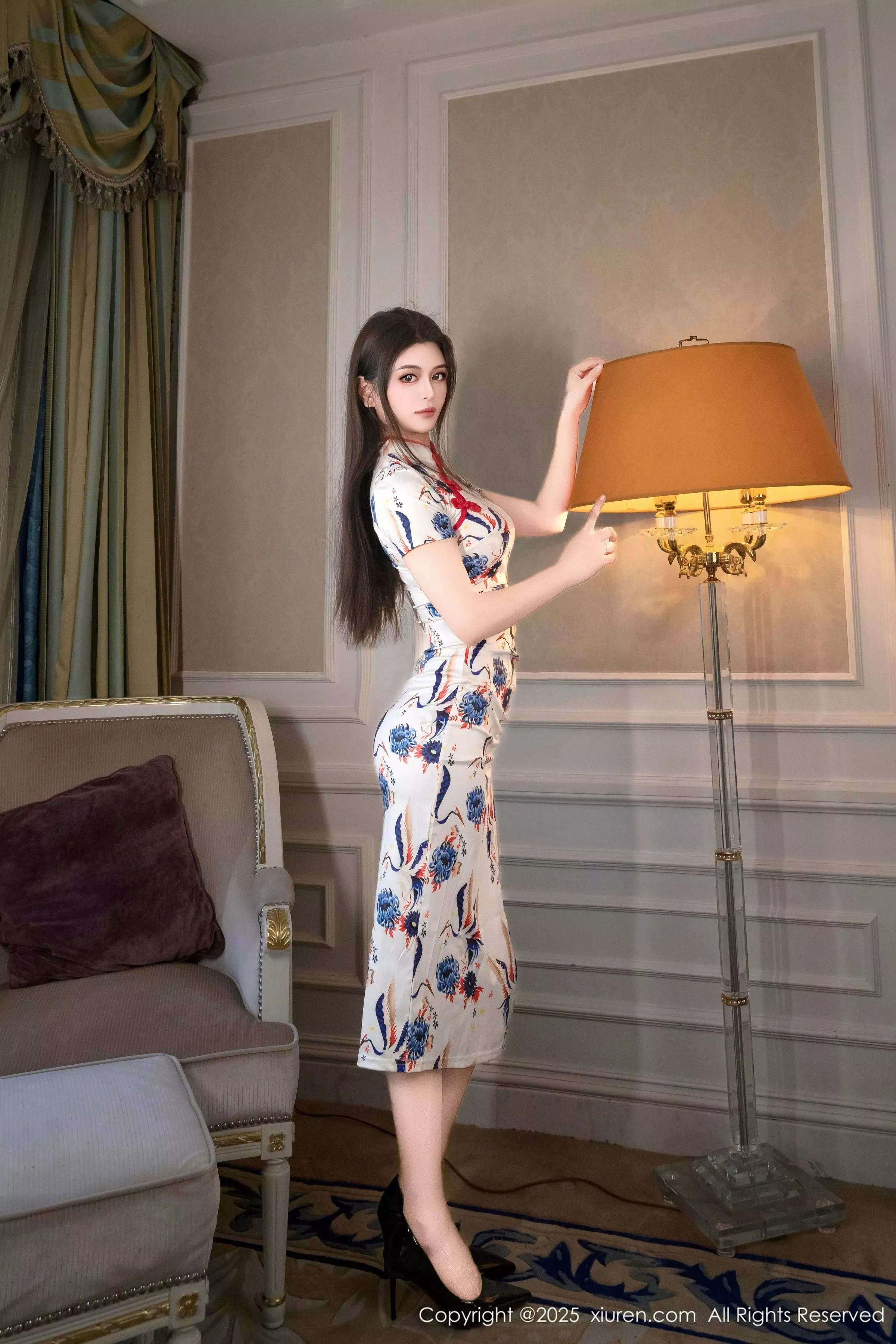 灿宝情趣捆绑主题性感花色旗袍露肉色内衣秀魔鬼身材绝美写真 第 15 张