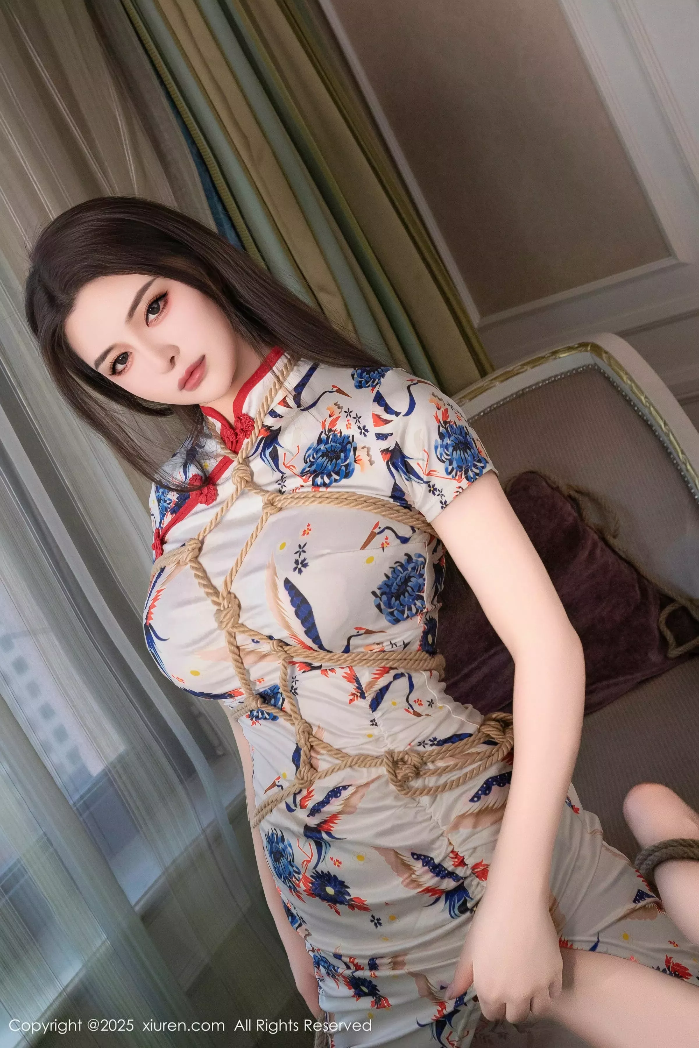 灿宝情趣捆绑主题性感花色旗袍露肉色内衣秀魔鬼身材绝美写真 第 25 张