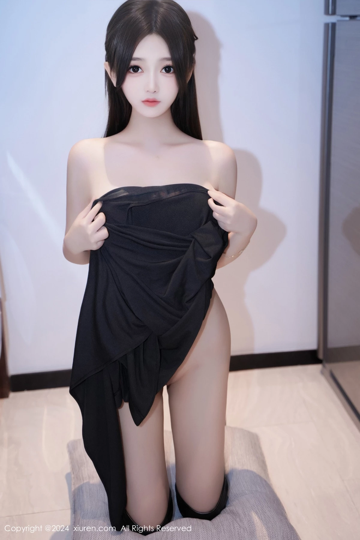 奶茶味的包子性感黑色连衣长裙配黑皮靴秀丰腴身材绝美写真 第 75 张