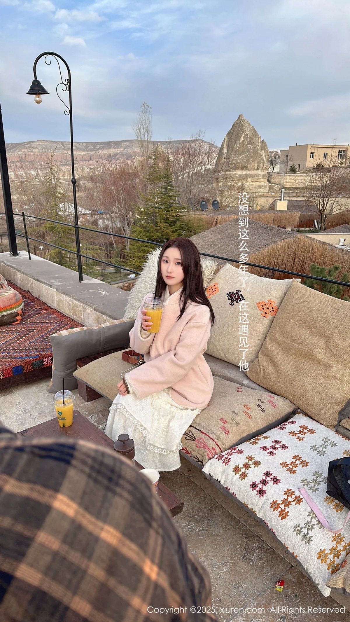杏子Yada性感黑色蕾丝情趣内衣配黑丝袜秀曼妙身姿绝美写真 第 6 张