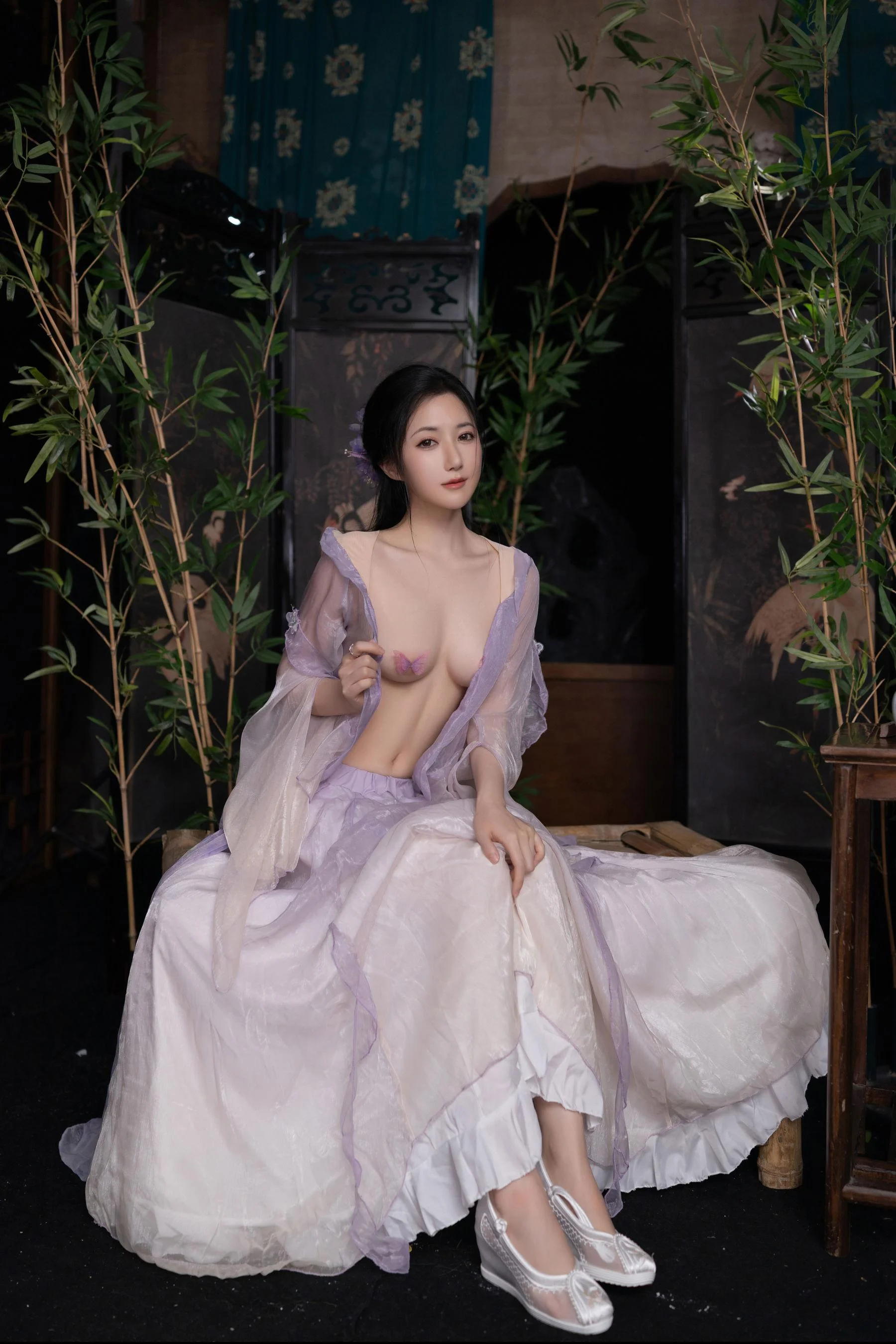 [秀人付费] 鱼子酱Fish 诱人私拍福利 蝴蝶 第 222 张